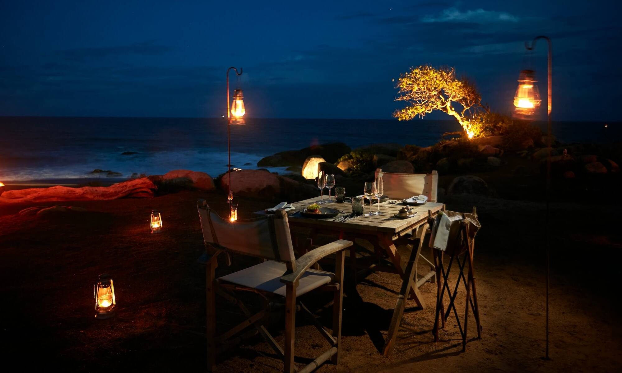 Sri-Lanka-Yala-Wild-Coast-Tented-Lodge-Wilderness-Dining