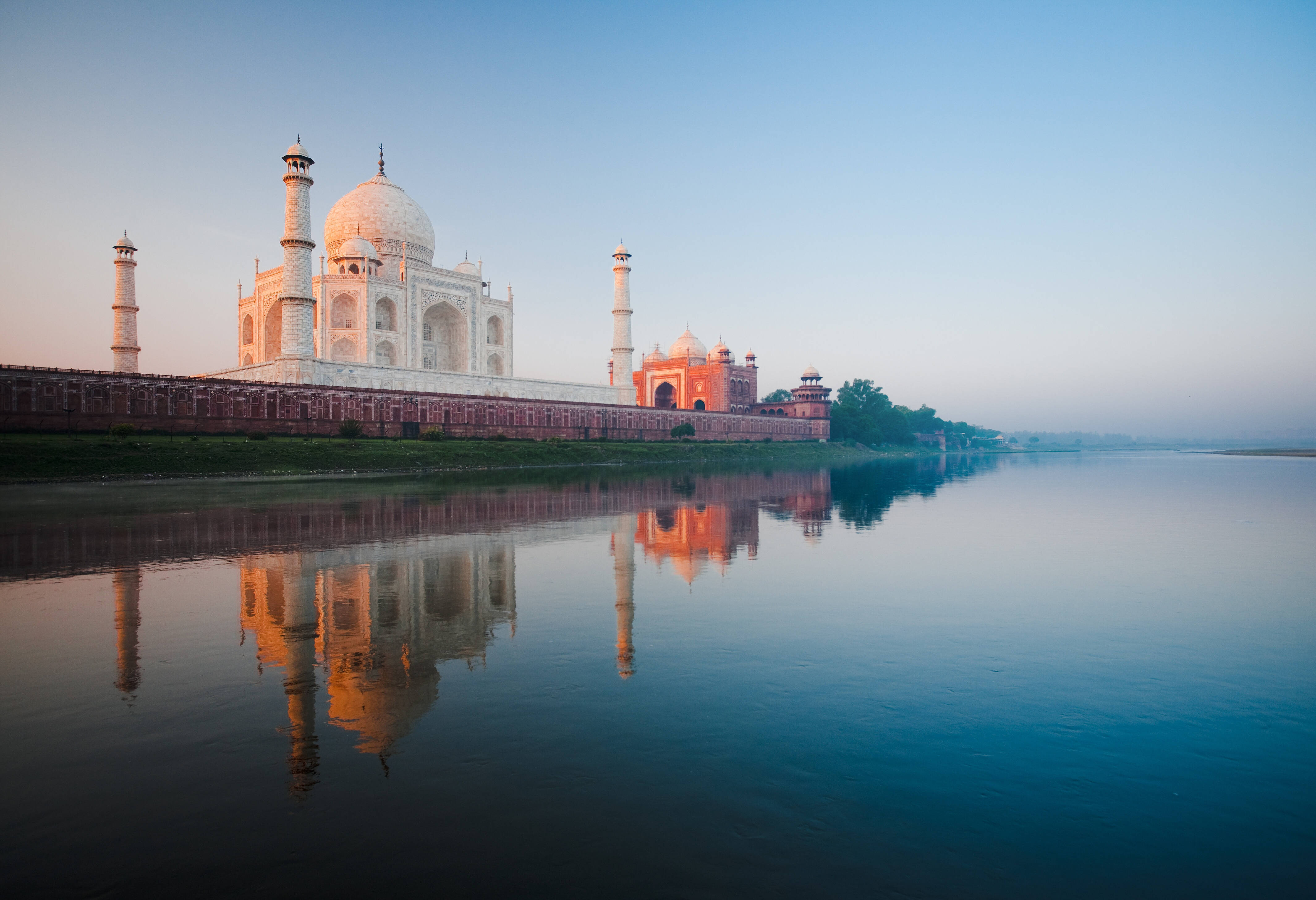 Taj Mahal bij zonsopgang