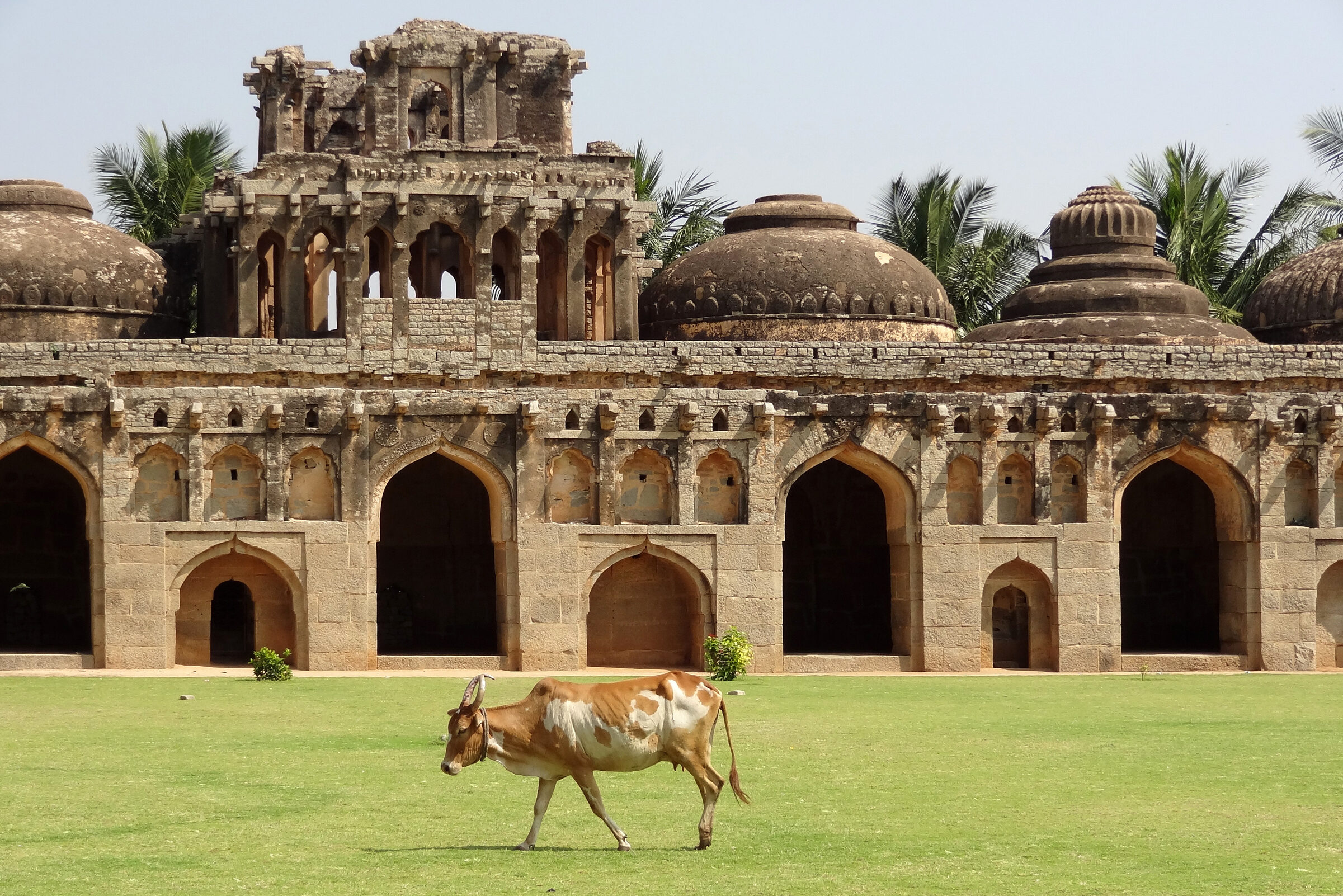 Olifantenstallen bij Hampi Karnataka