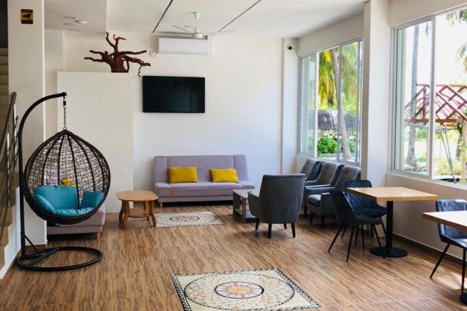 Malediven Maafishi iCom Marina Sea View Lobby