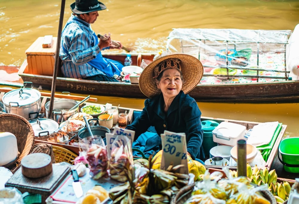 Damnoen Saduak &amp; Maeklong treinmarkt