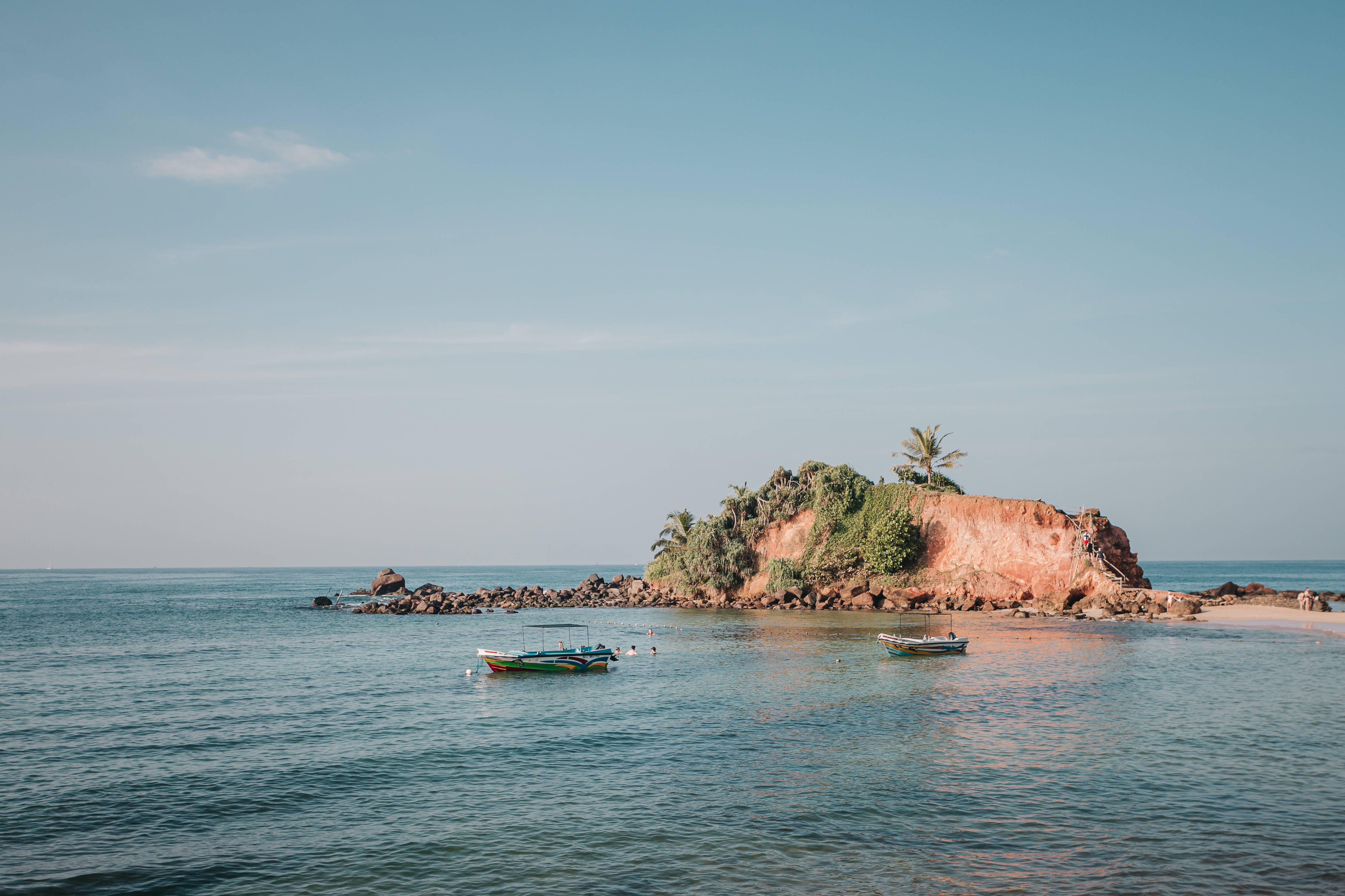 Sri-Lanka-Mirissa-Parrot-Rock