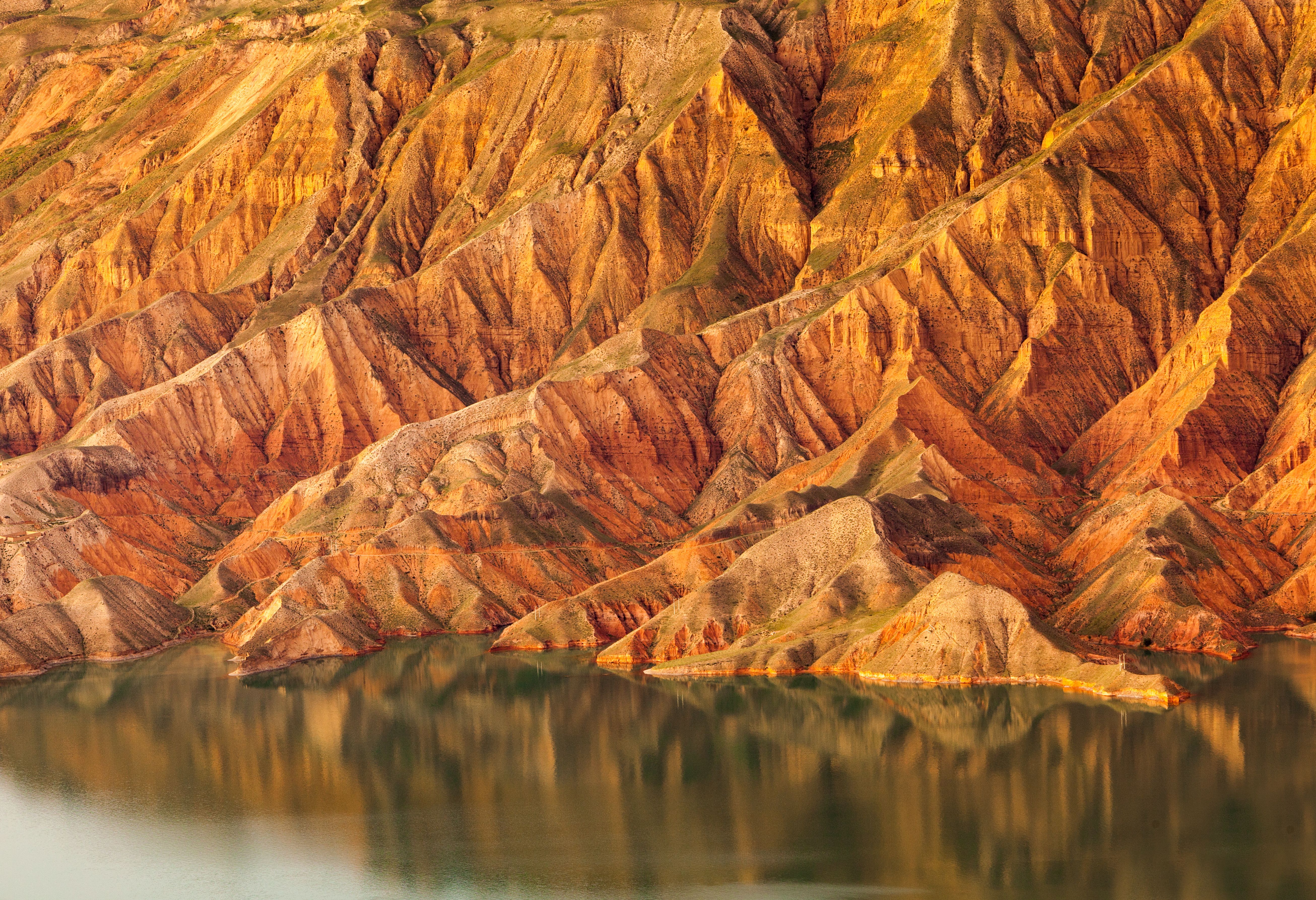 China-Qinghai-Kanbula-National-Forest-Park