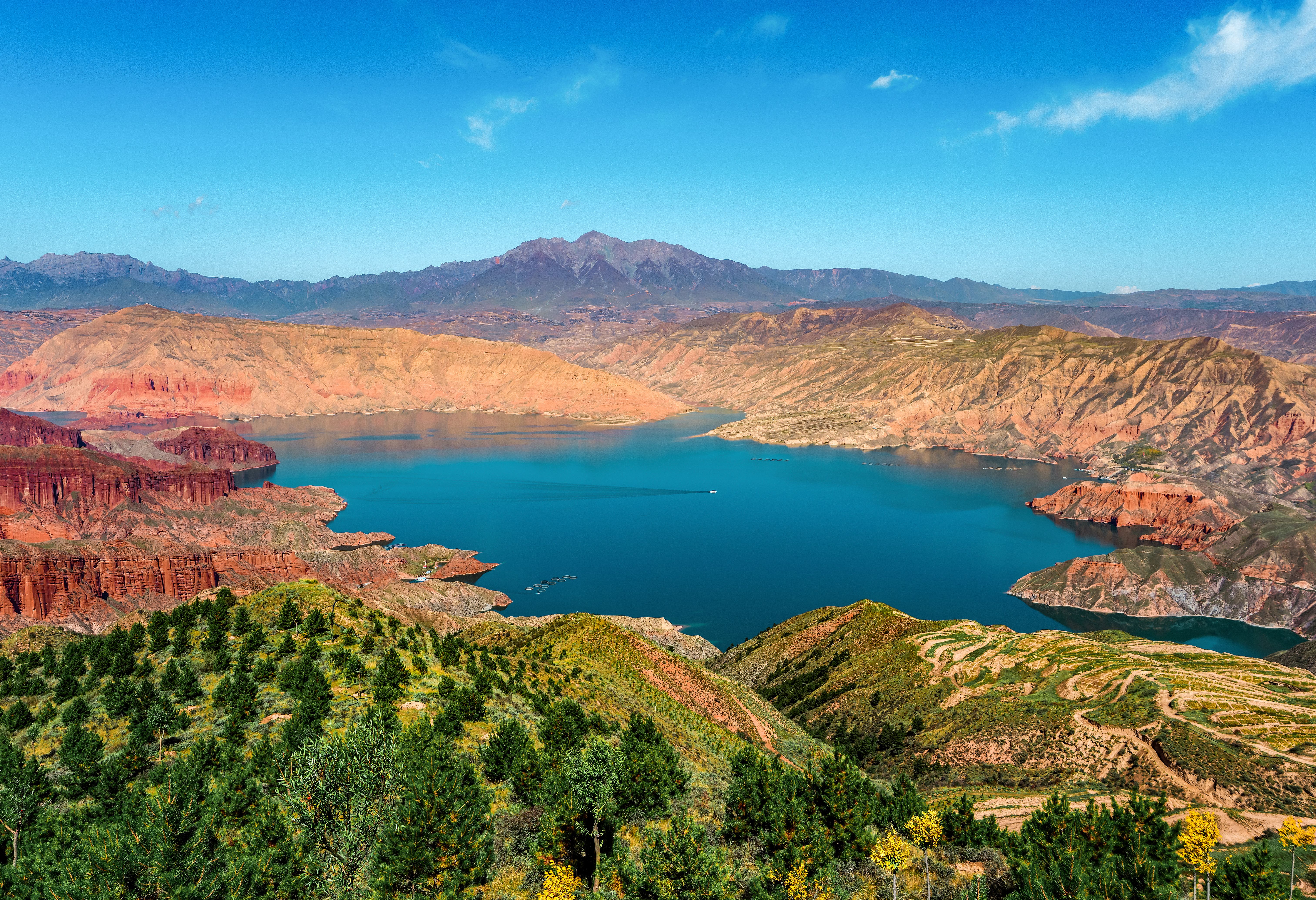 Kanbula-National-Forest-Park in China