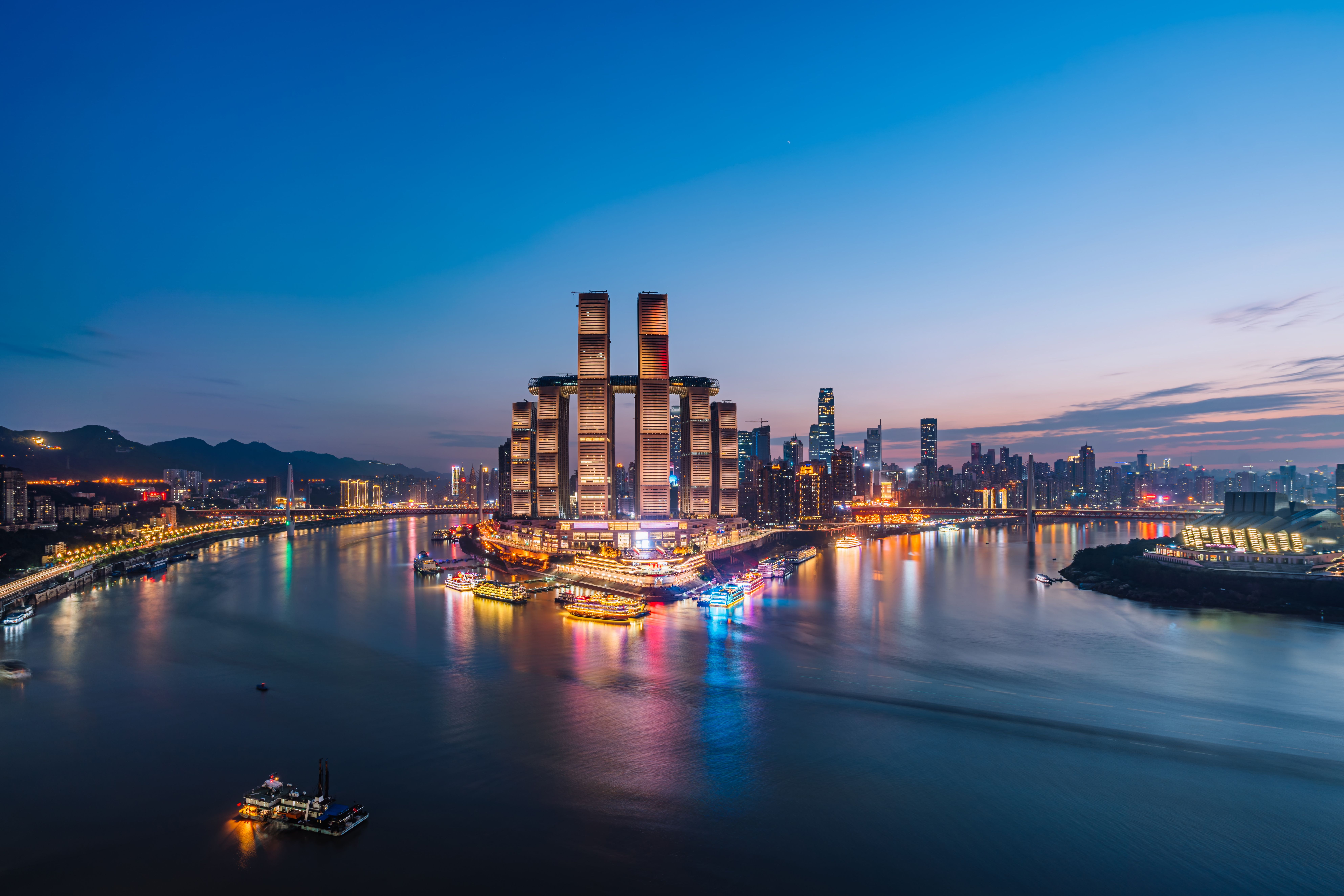 China-Chongqing-Chaotianmen-Wharf-2