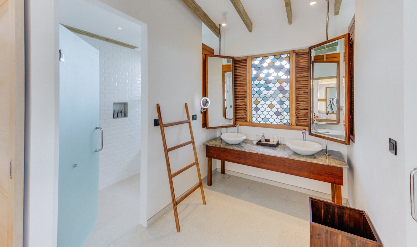 Malediven Meemu Atol Cinnamon Hakuraa Huraa Water Bungalow