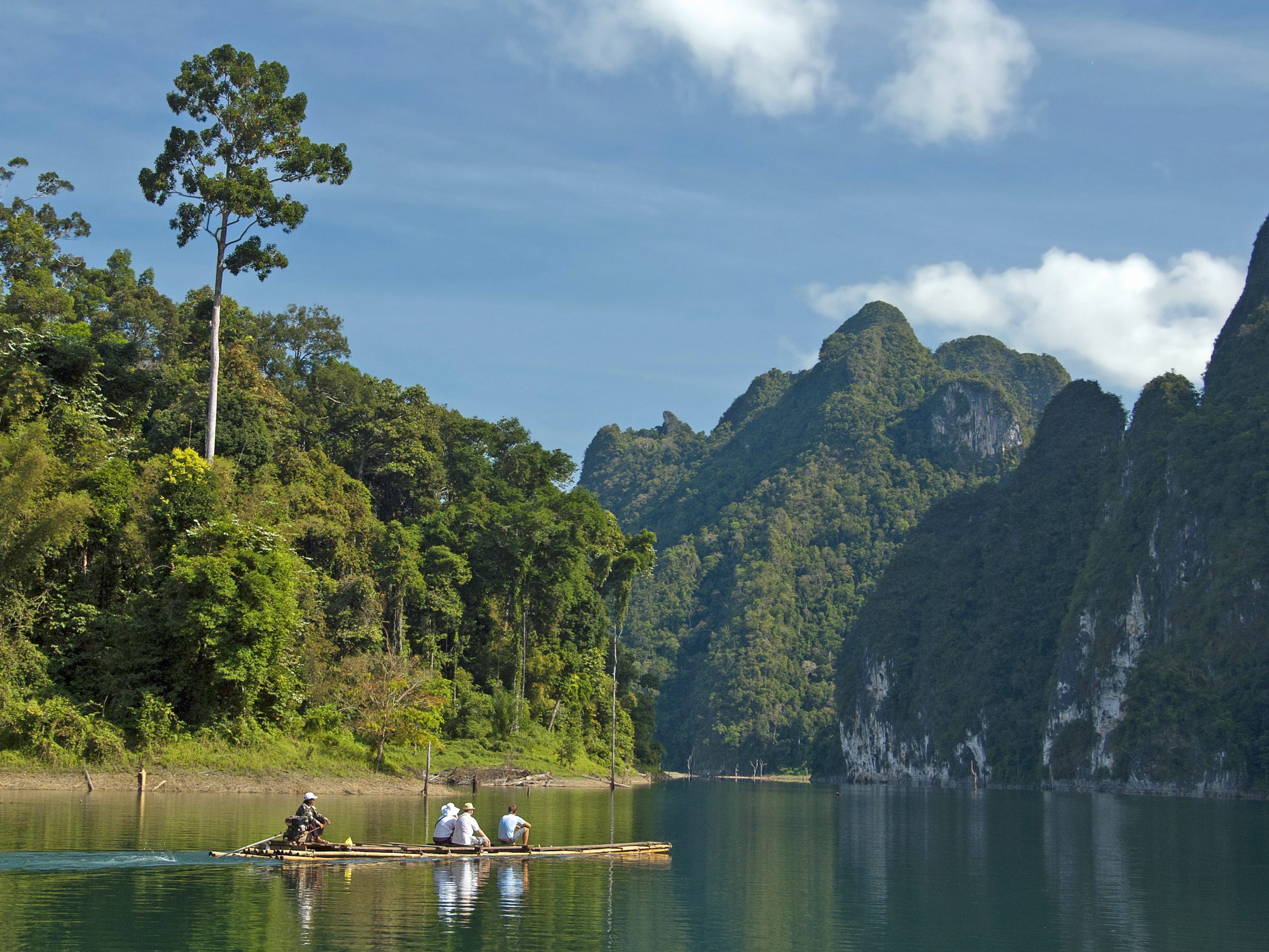 thailand-khao-sok-national-park-cheow-lan-lake