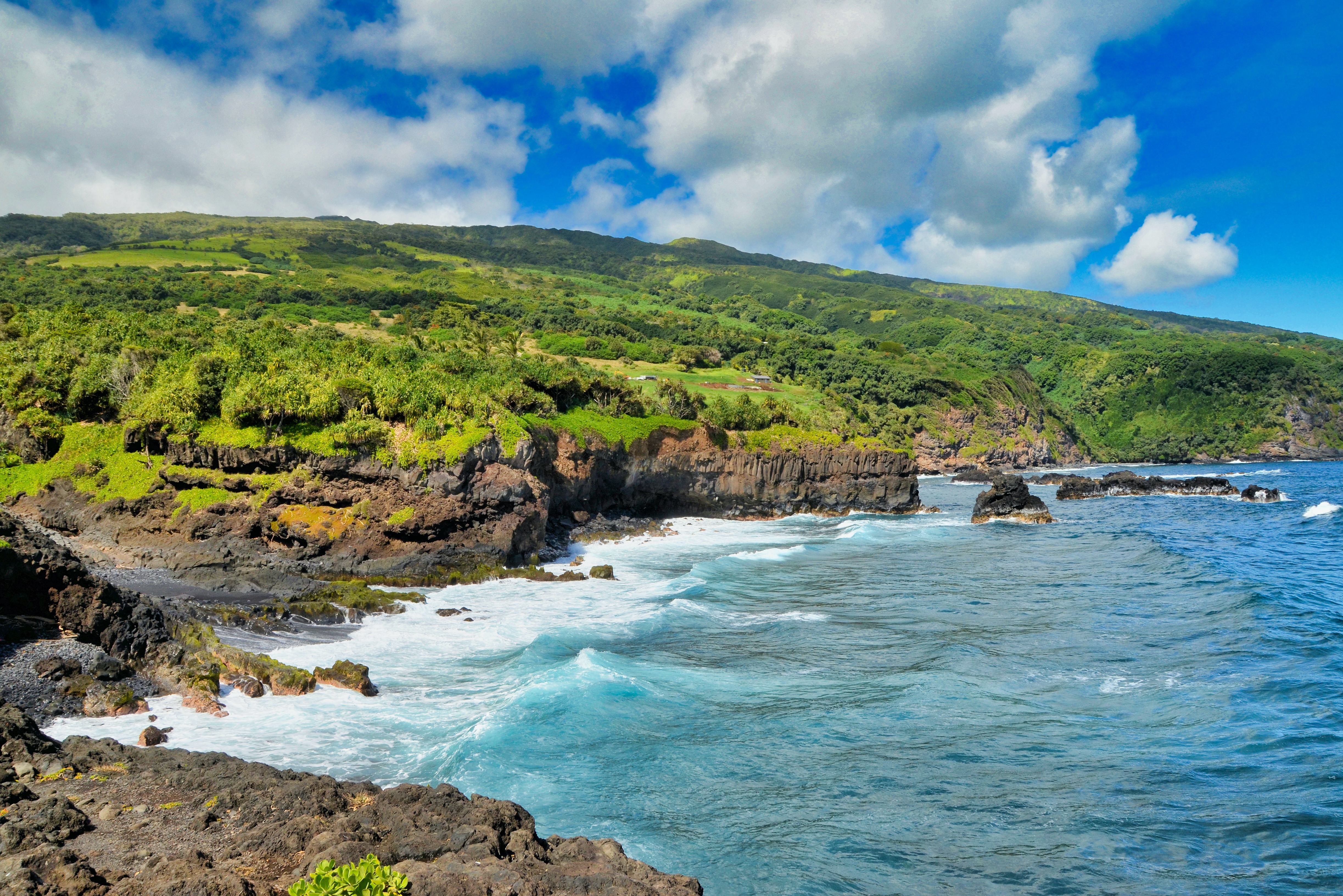 Kust bij Maui, Hawaii