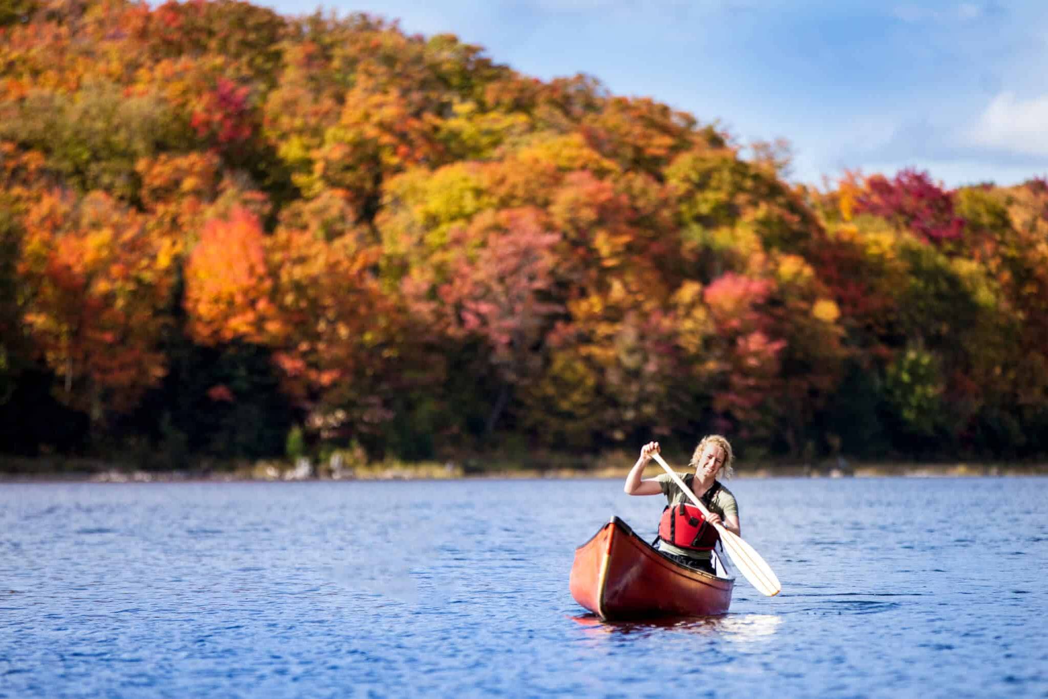 canada-algonquin-provincial-park-kanoen-indian-summer