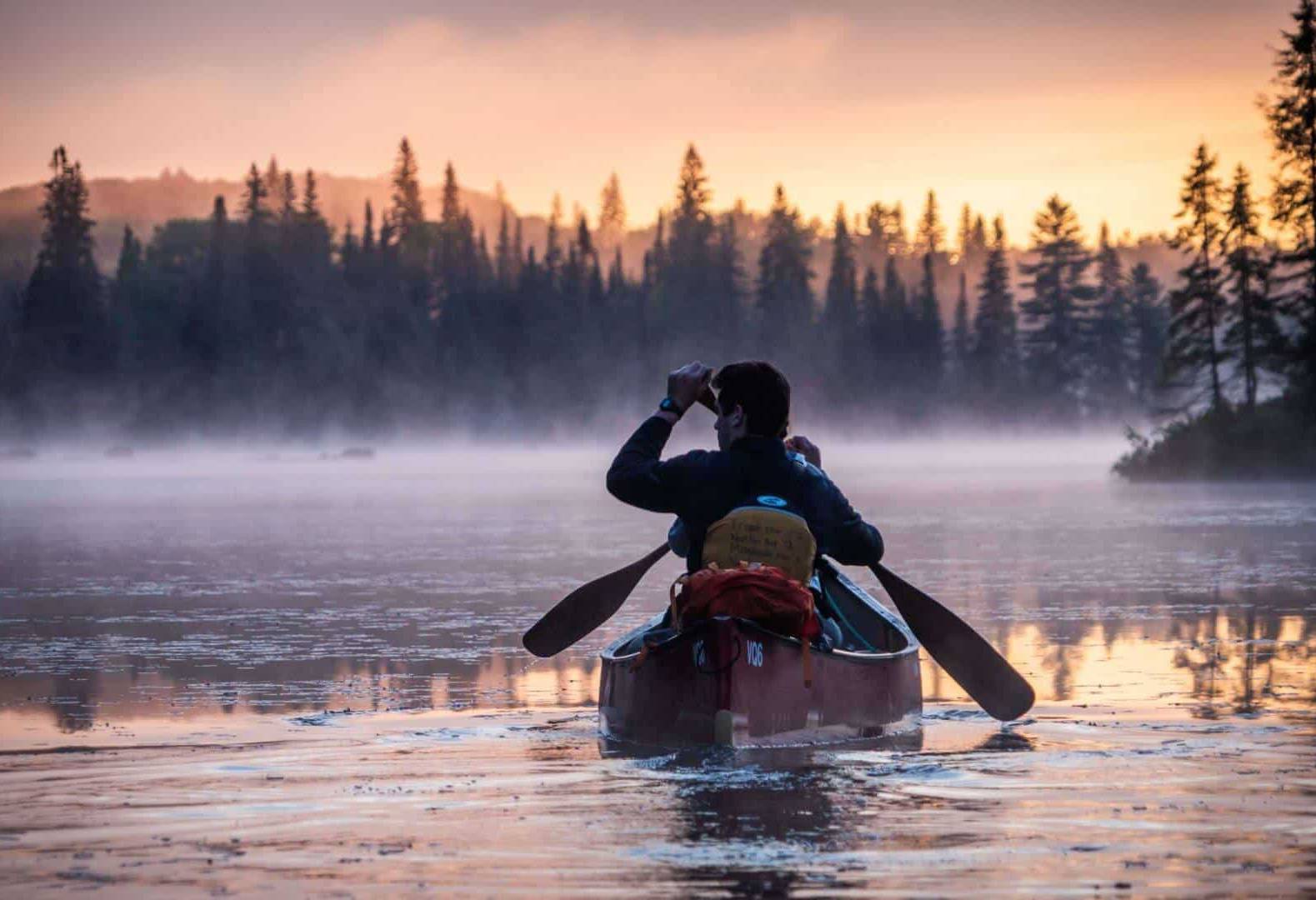 canada-algonquin-provincial-park-kanoen-zonsopkomst