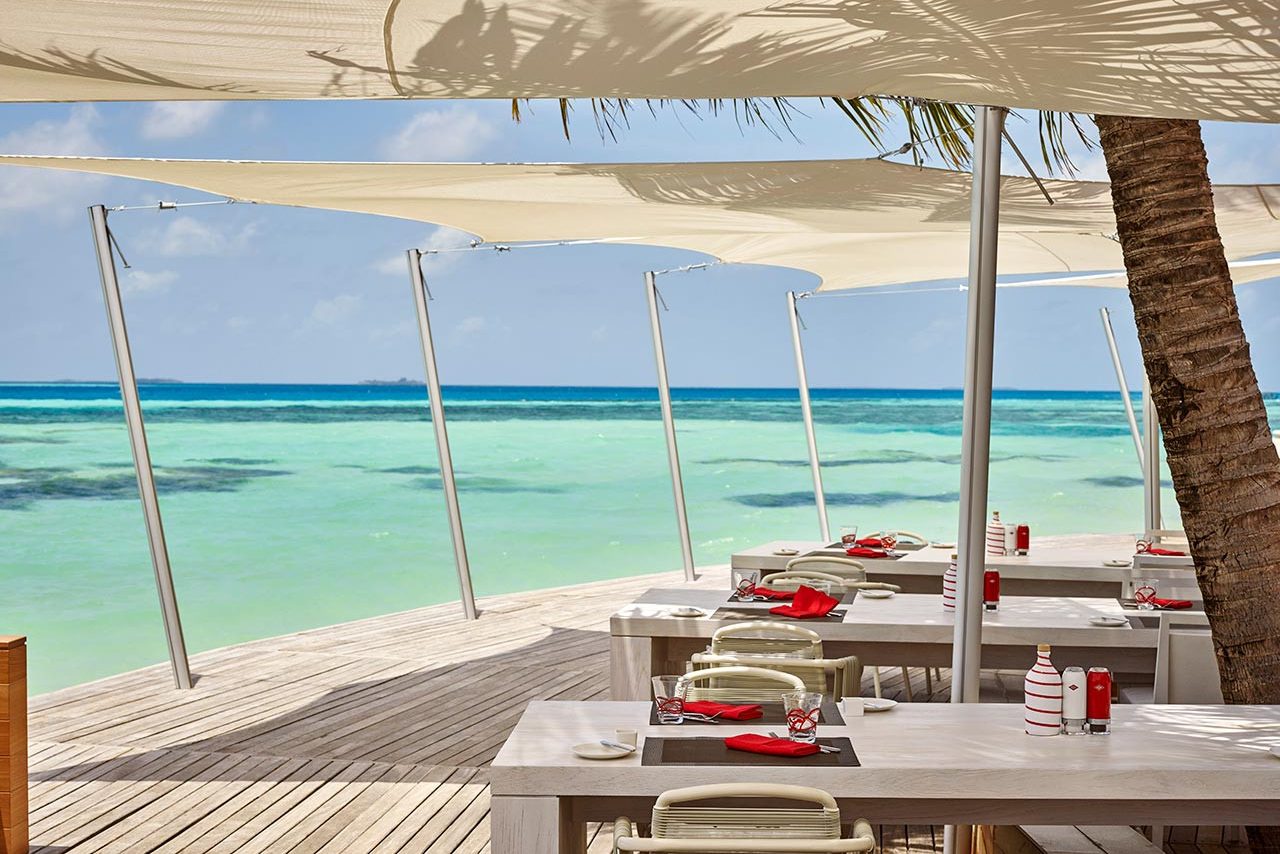 Lux-South Ari Atol restaurant op de Malediven
