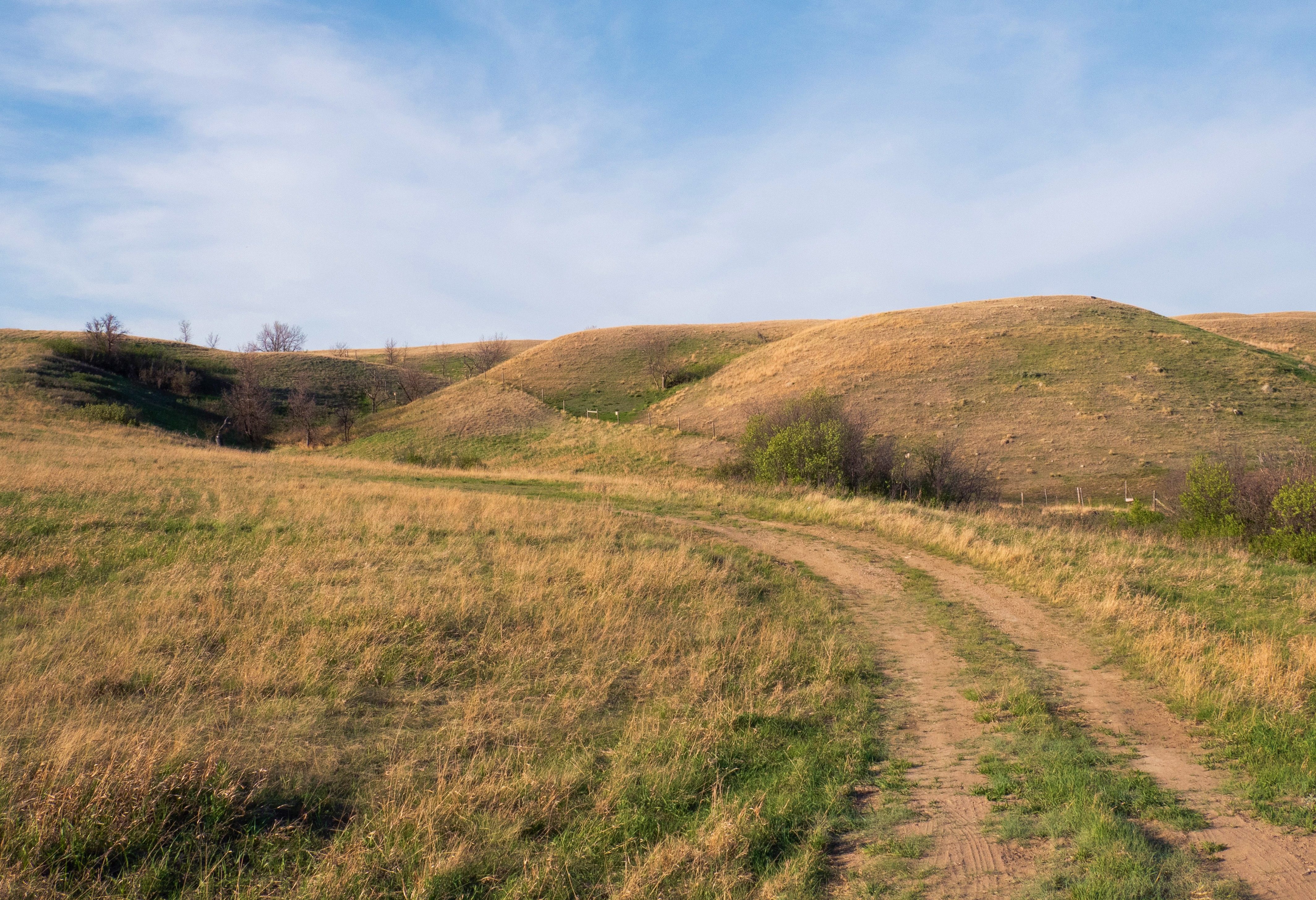Glooiende heuvels van Saskatoon, Canada