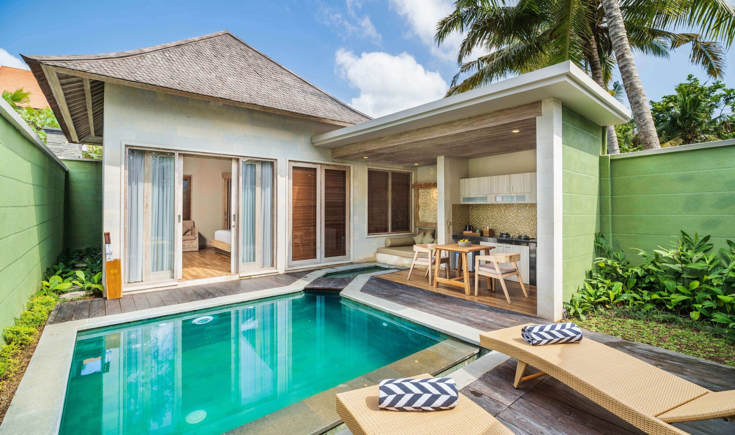 One Bedroom Poolvilla in het Arkamara Dijiwa Ubud op Bali in Indonesie