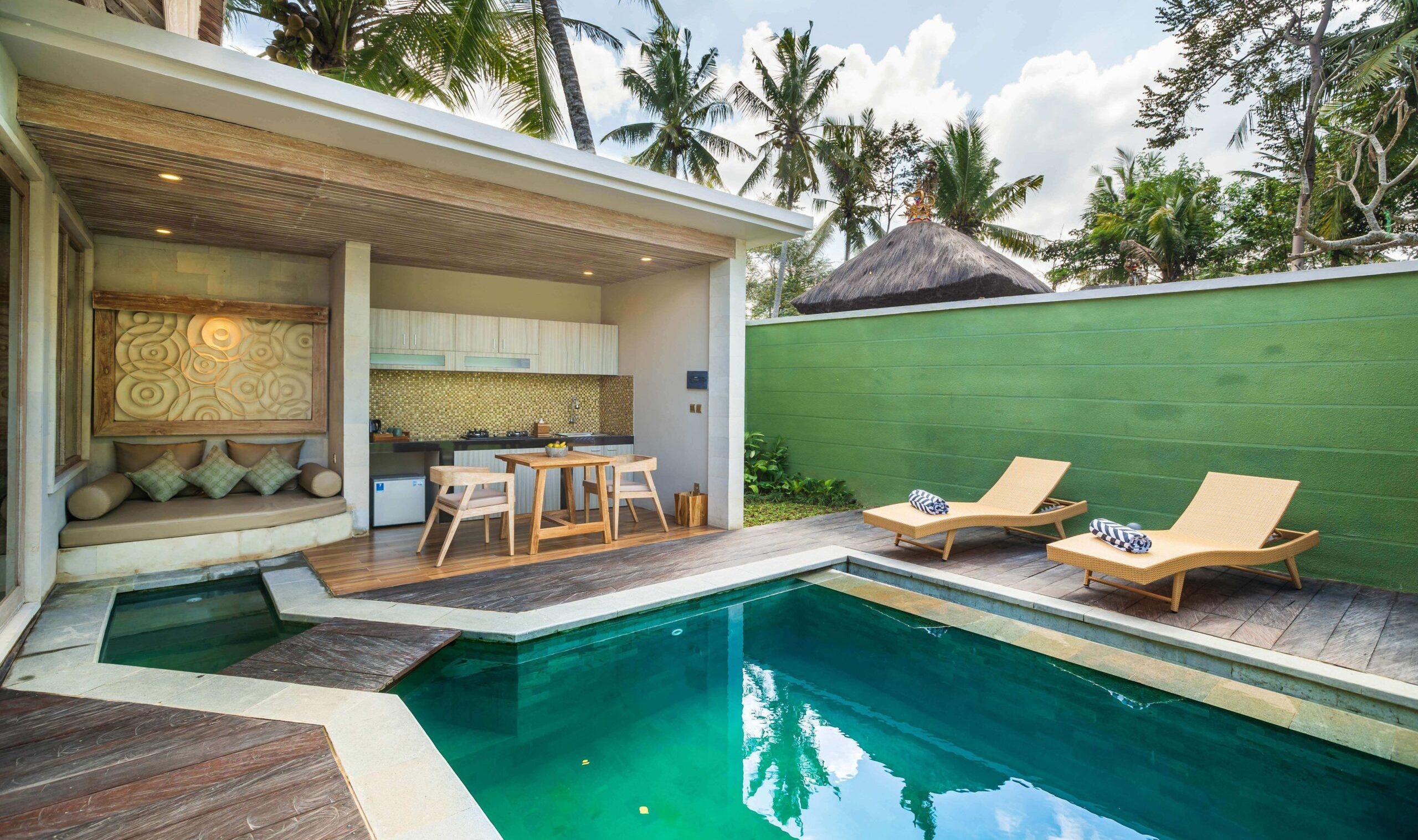 One Bedroom Pool Villa in het Arkamara Dijiwa Ubud op Bali in Indonesie