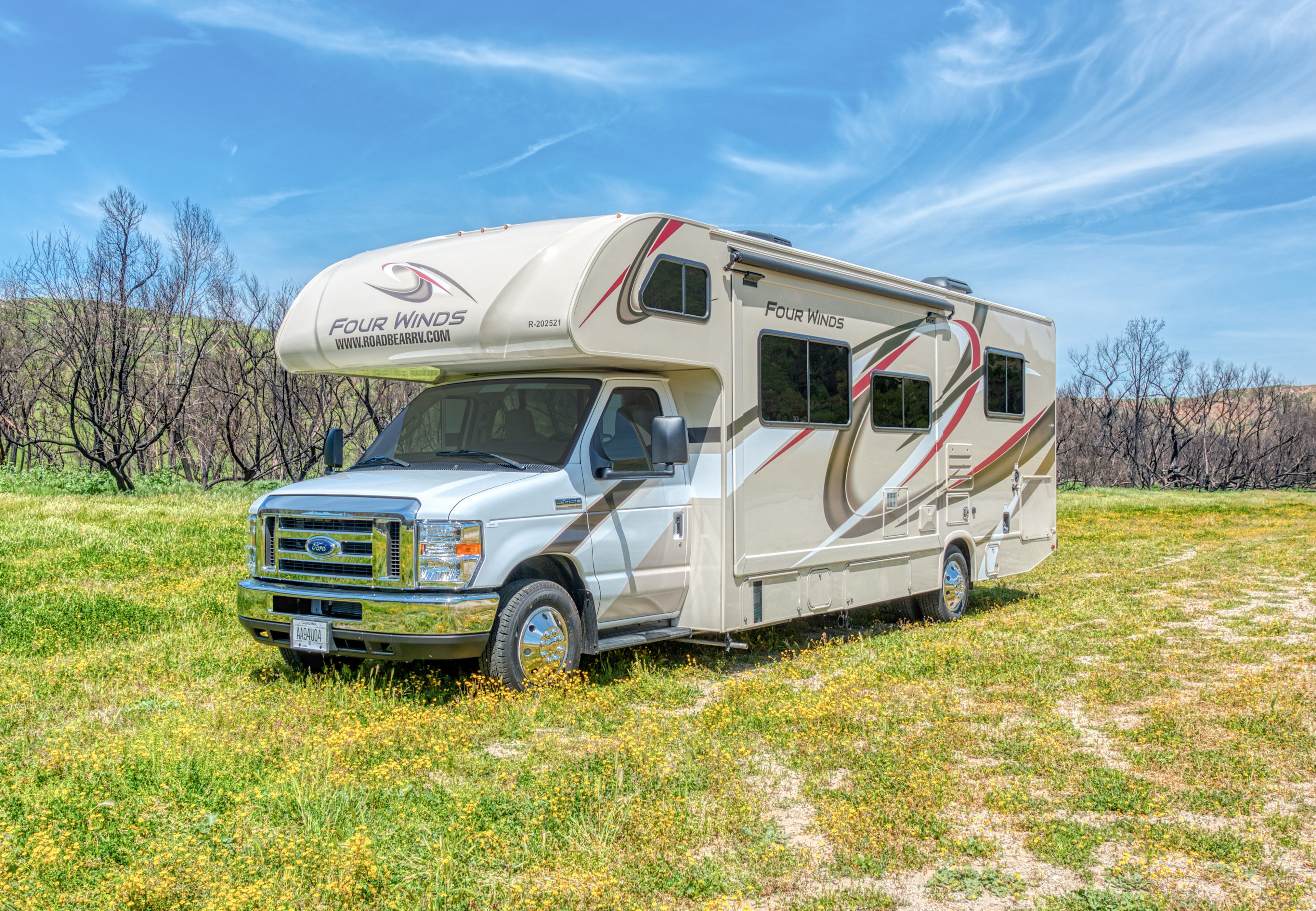 Class-C-28-30ft-R-Outside-2