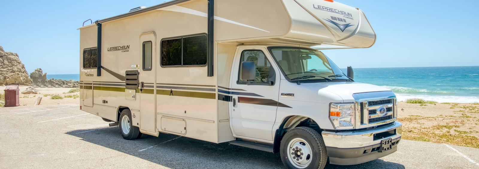 Class C 26-28ft slide-out | Road Bear RV - 333travel