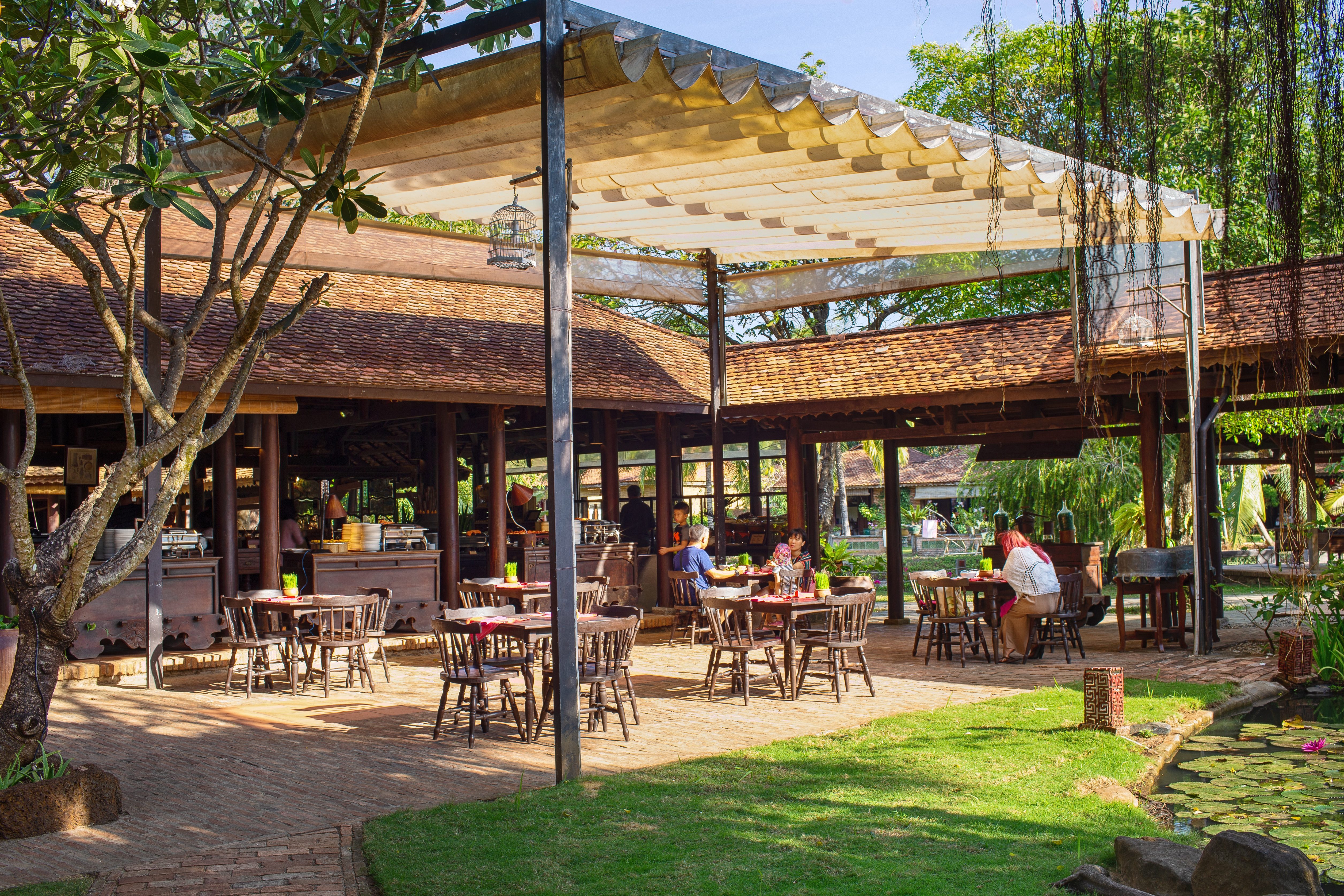 Gecko Restaurant buiten in het Ho Tram Beach Boutique Resort in Vietnam