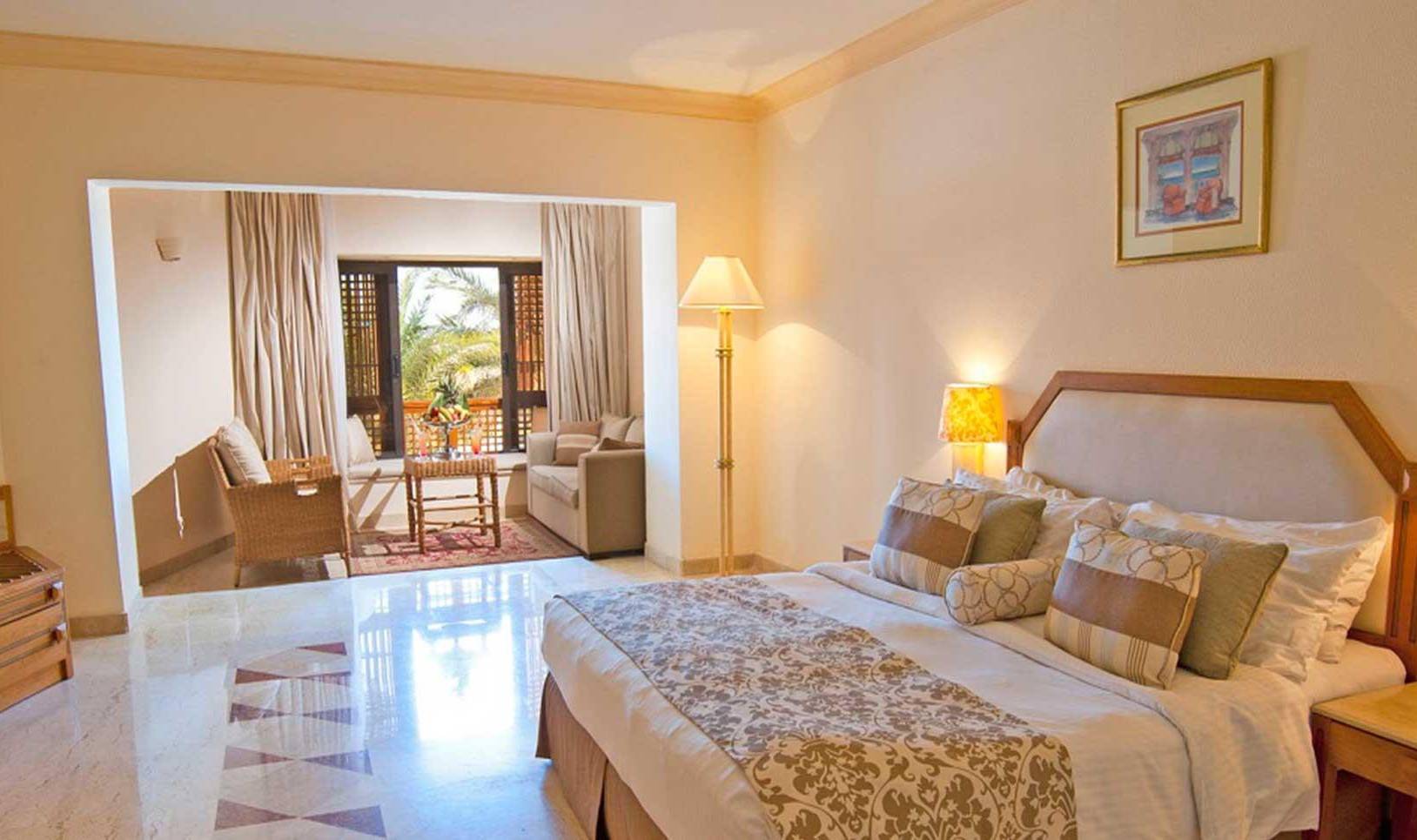 Egypte-Hurghada-Continental-Hotel-Family-room-Partial-Seaview