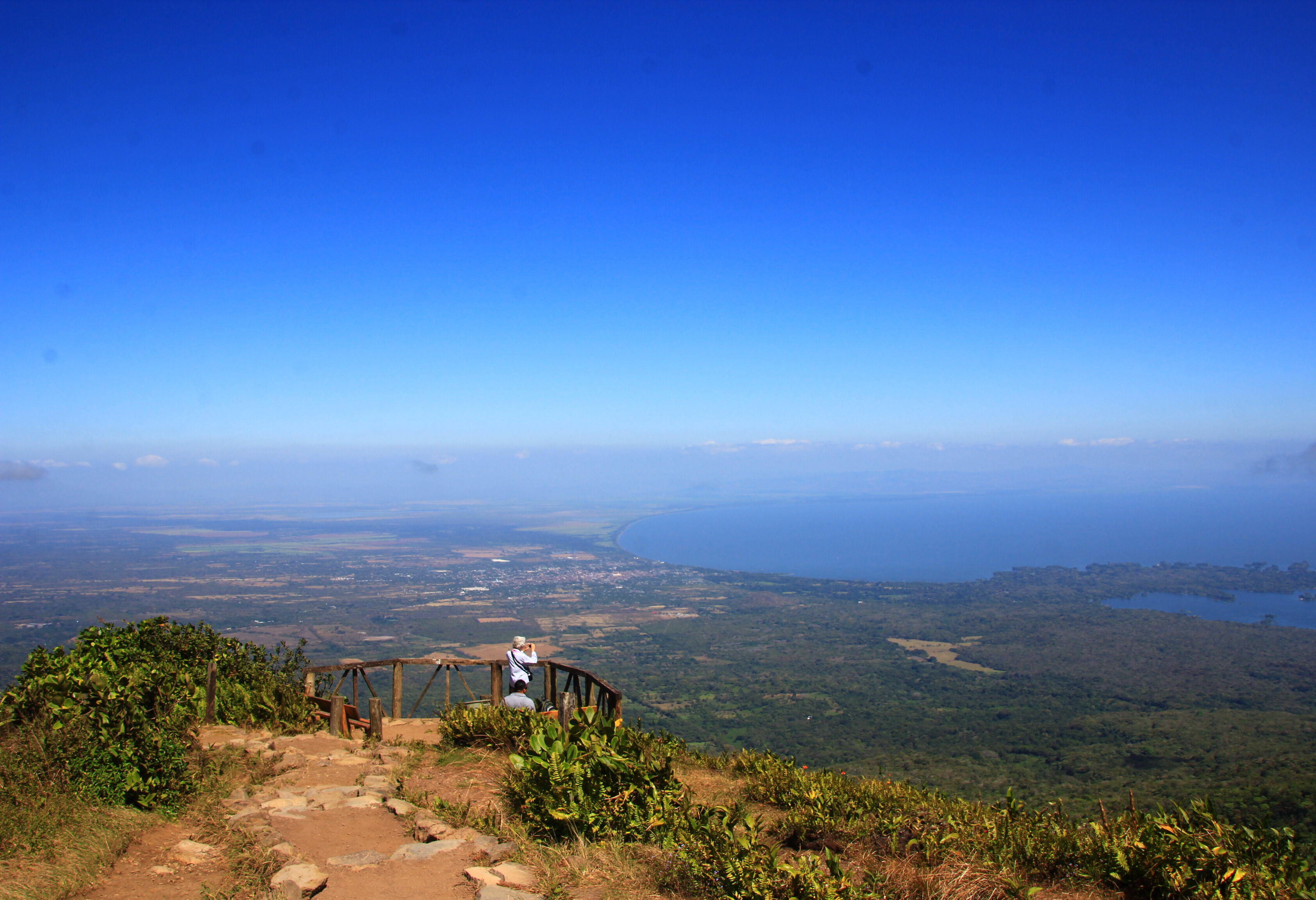 Nicaragua-Granada-Mombacho-natuurreservaat-uitkijkpunt