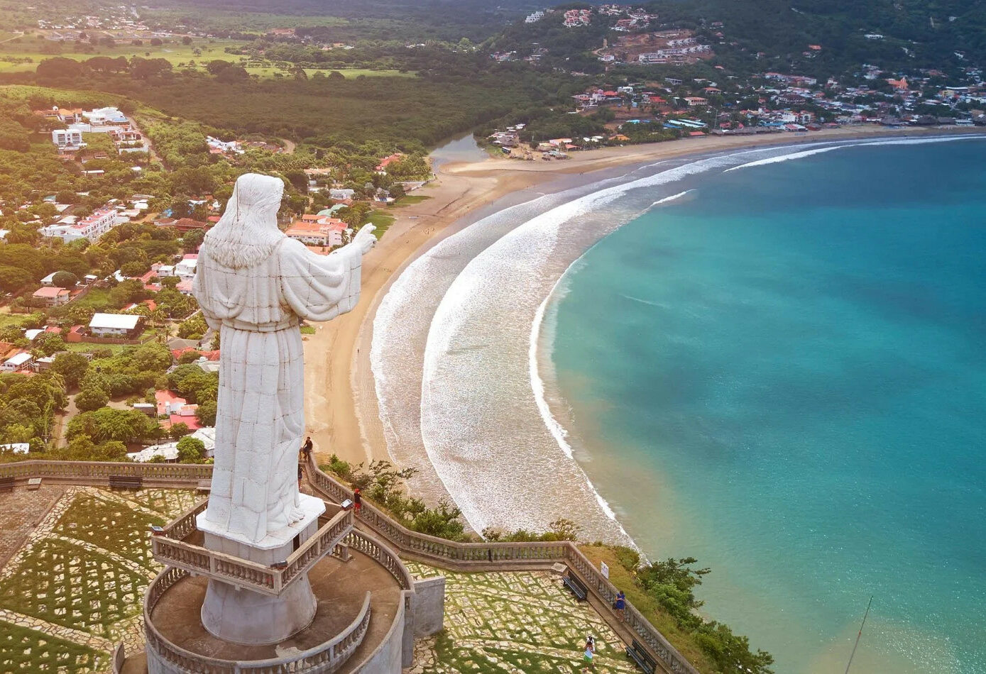 mirador del cristo de la misericordia in San Juan del Sur Nicaragua
