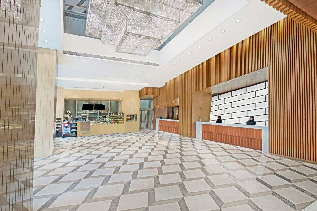 china hong kong harbour plaza 8 degrees lobby