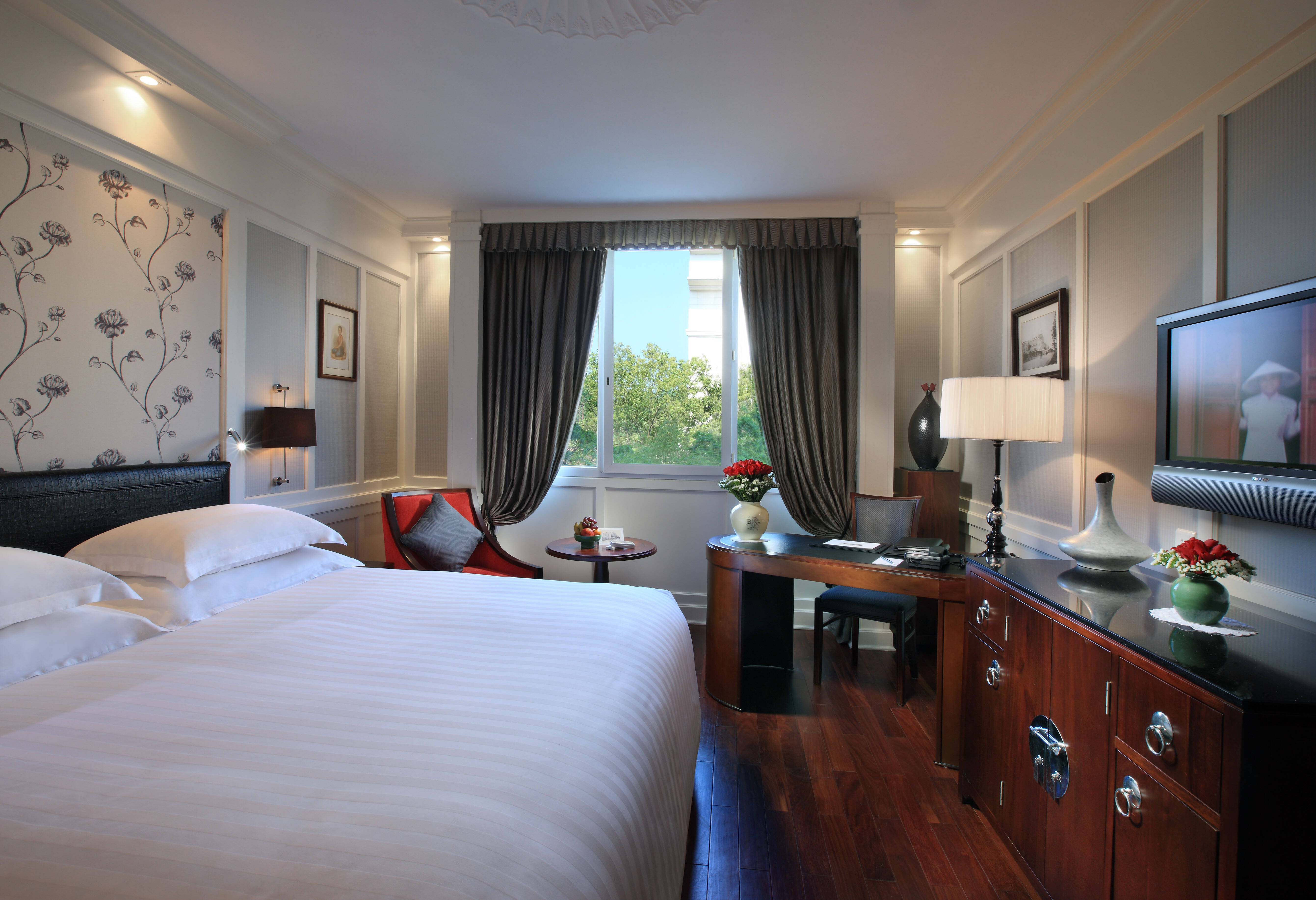 Premium kamer in het Sofitel Metropole Legend hotel in Hanoi in Vietnam