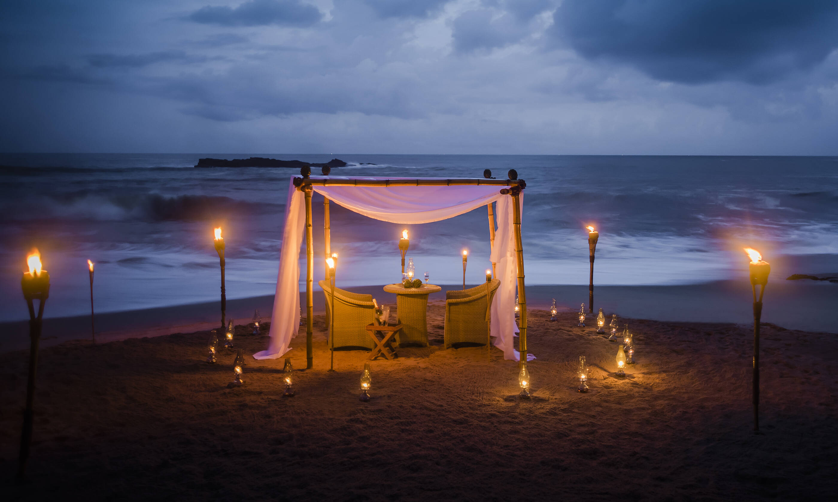 Sri-Lanka-Tangelle-Anantara-Peace-Haven-Resort-Dining_by_Design