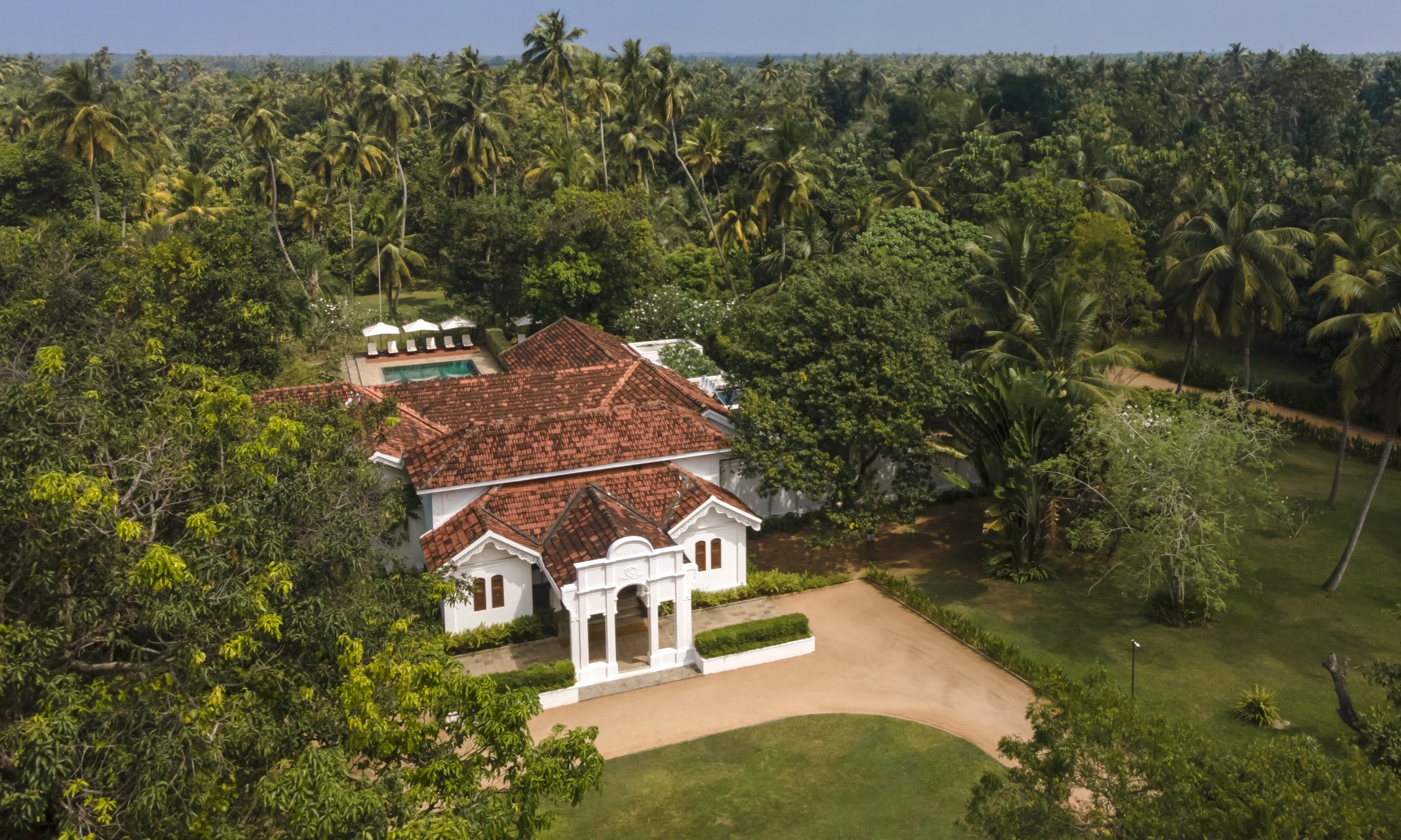 Sri-Lanka-Negombo-Uga-Riva-Hotel-Facade