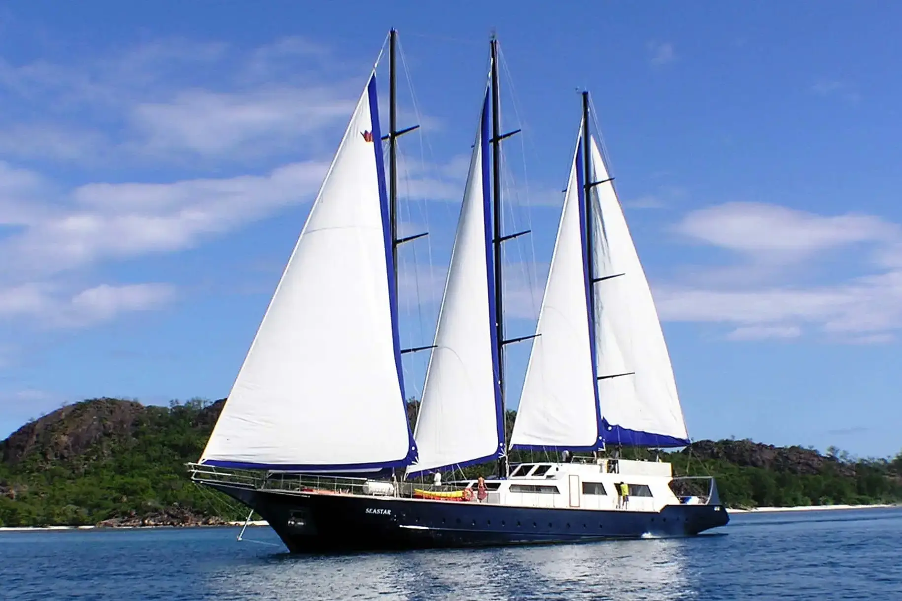 Sea Star van Silhouette Cruises