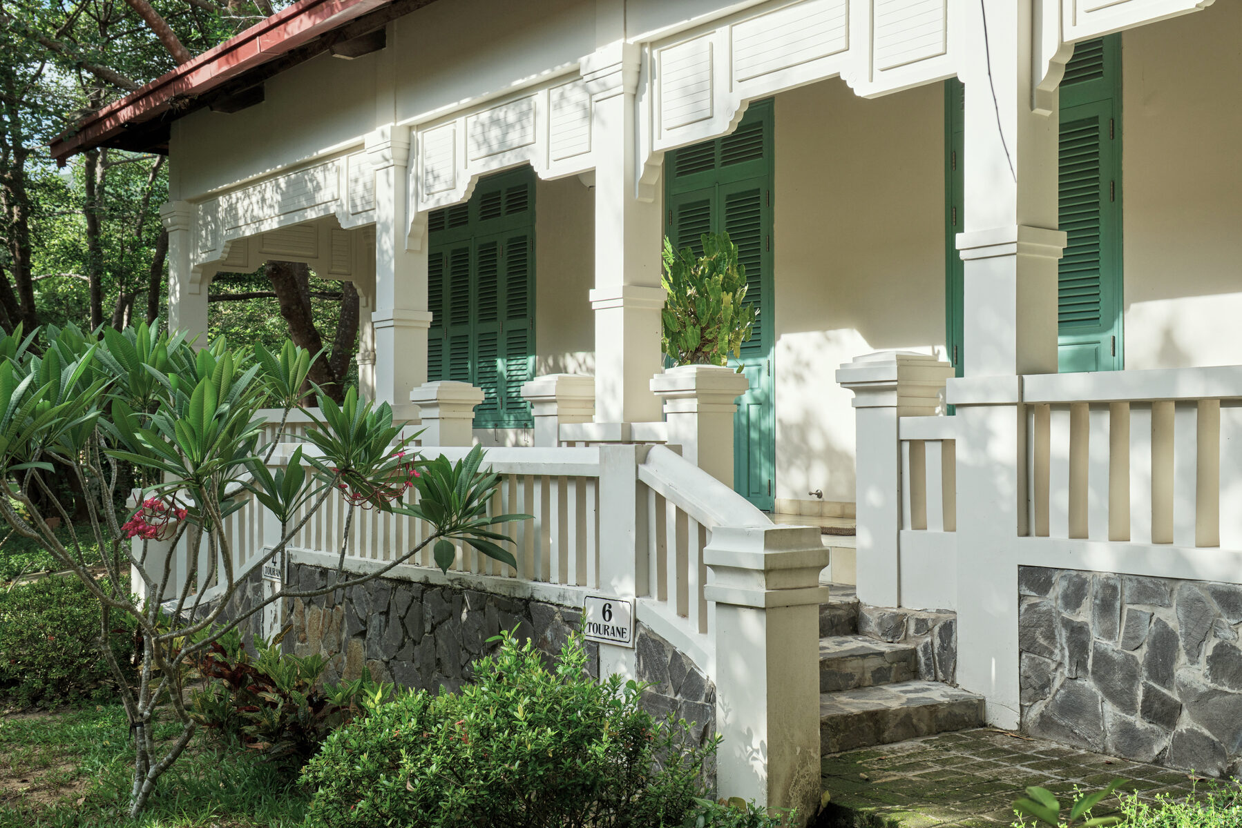 Vietnam Con Dao Poulo Condor Boutique Resort Architectuur