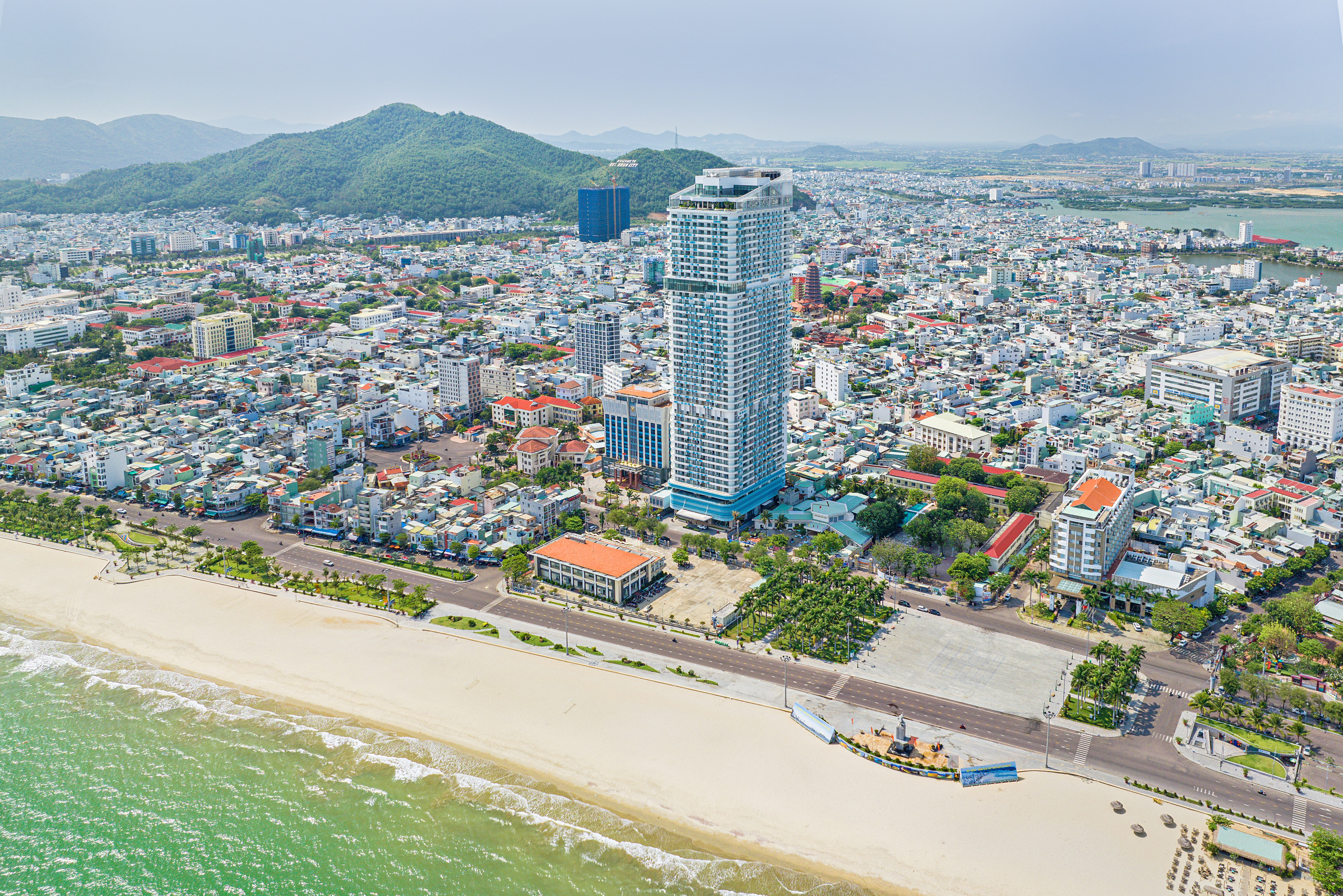 Vietnam Quy Nhom Grand Hyams Hotel Omgeving