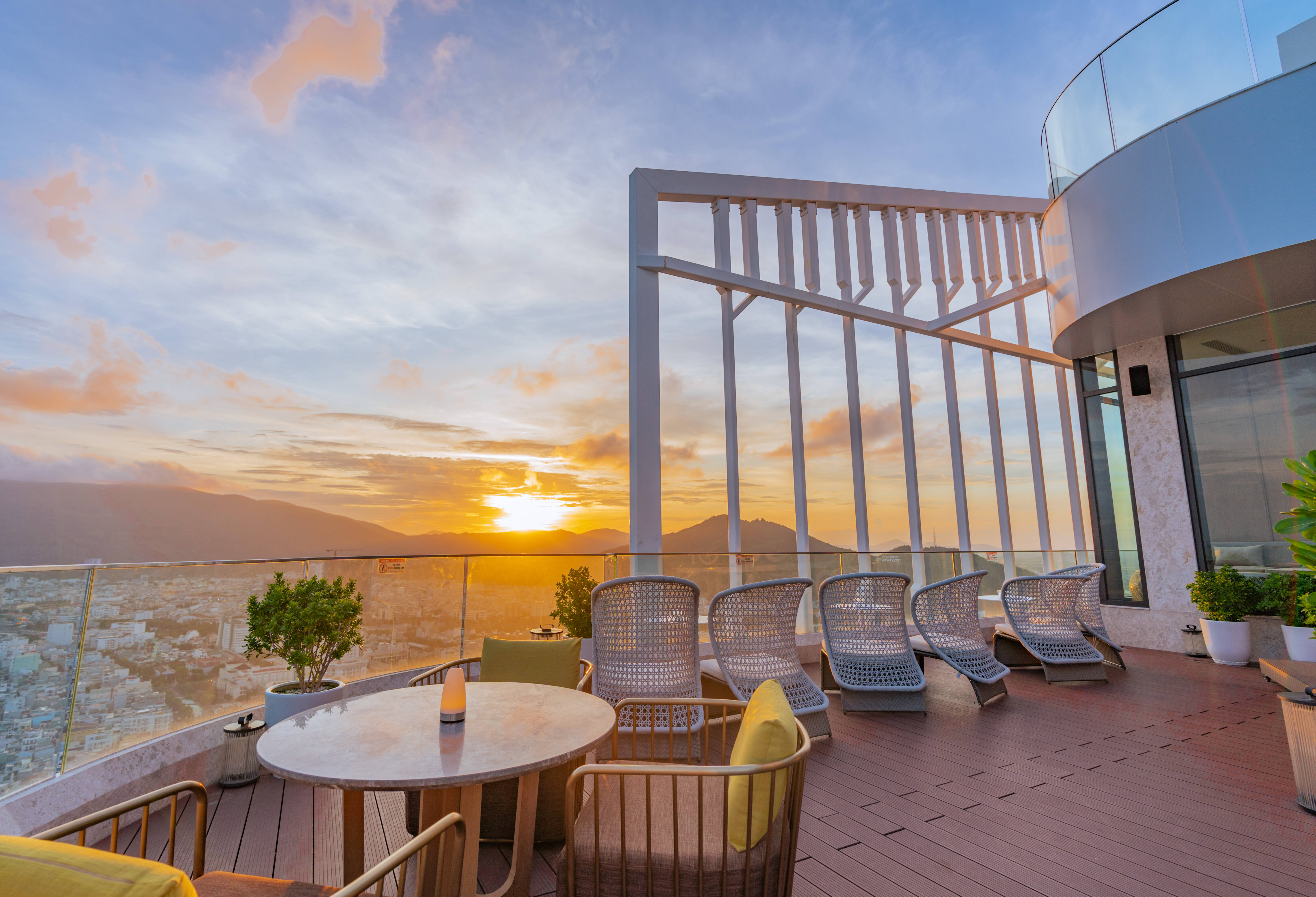 Vietnam Quy Nhom Grand Hyams Hotel Dakterras