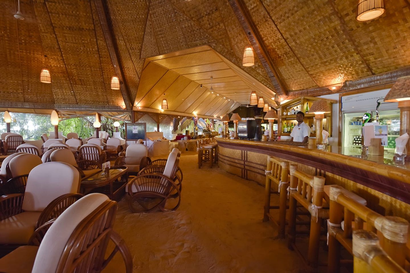 Malediven Noord Male Atol Thulhagiri Island Resort Bar