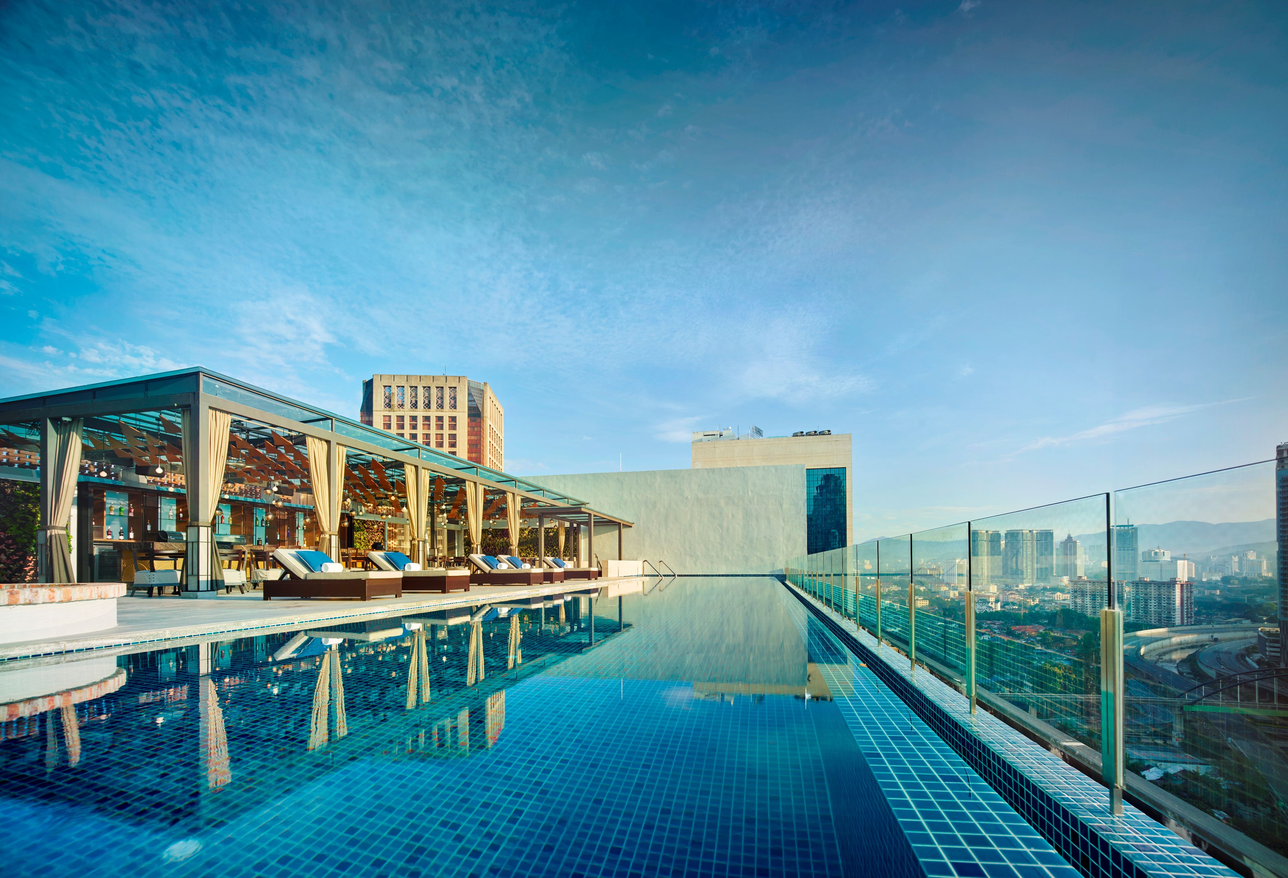 Maleisie Kuala Lumpur Hotel Stripes Zwembad