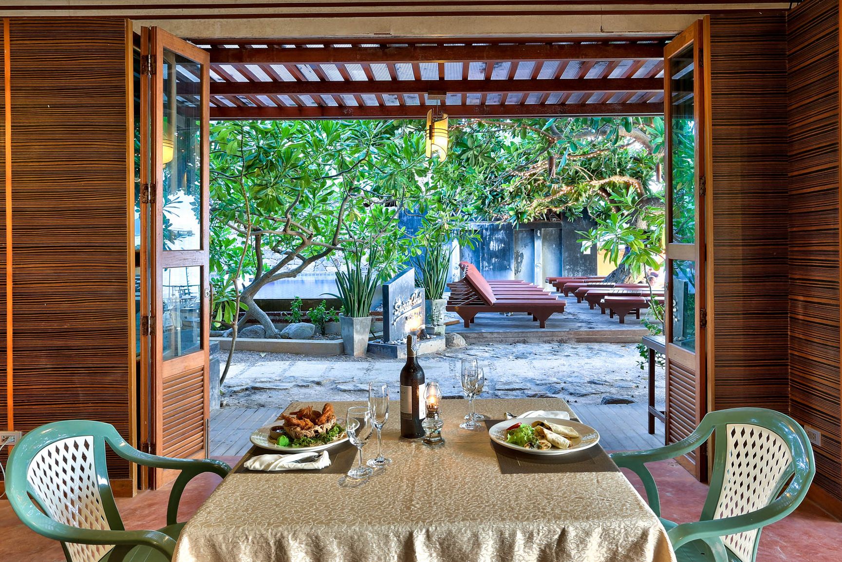 Thailand Koh Tao Sairee Hut Resort Restaurant