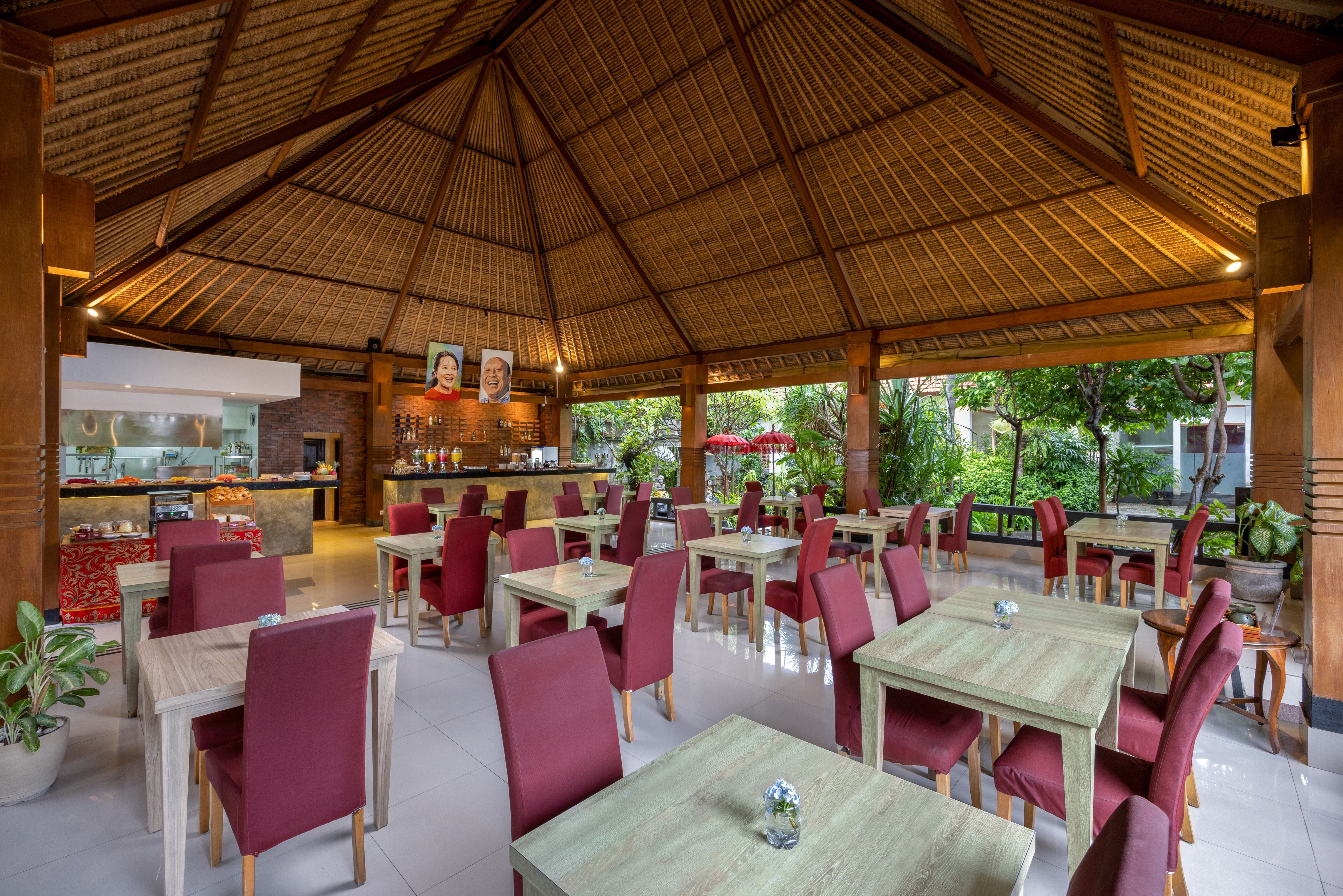 Indonesie Bali Seminyak Tonys Villas Resort Restaurant