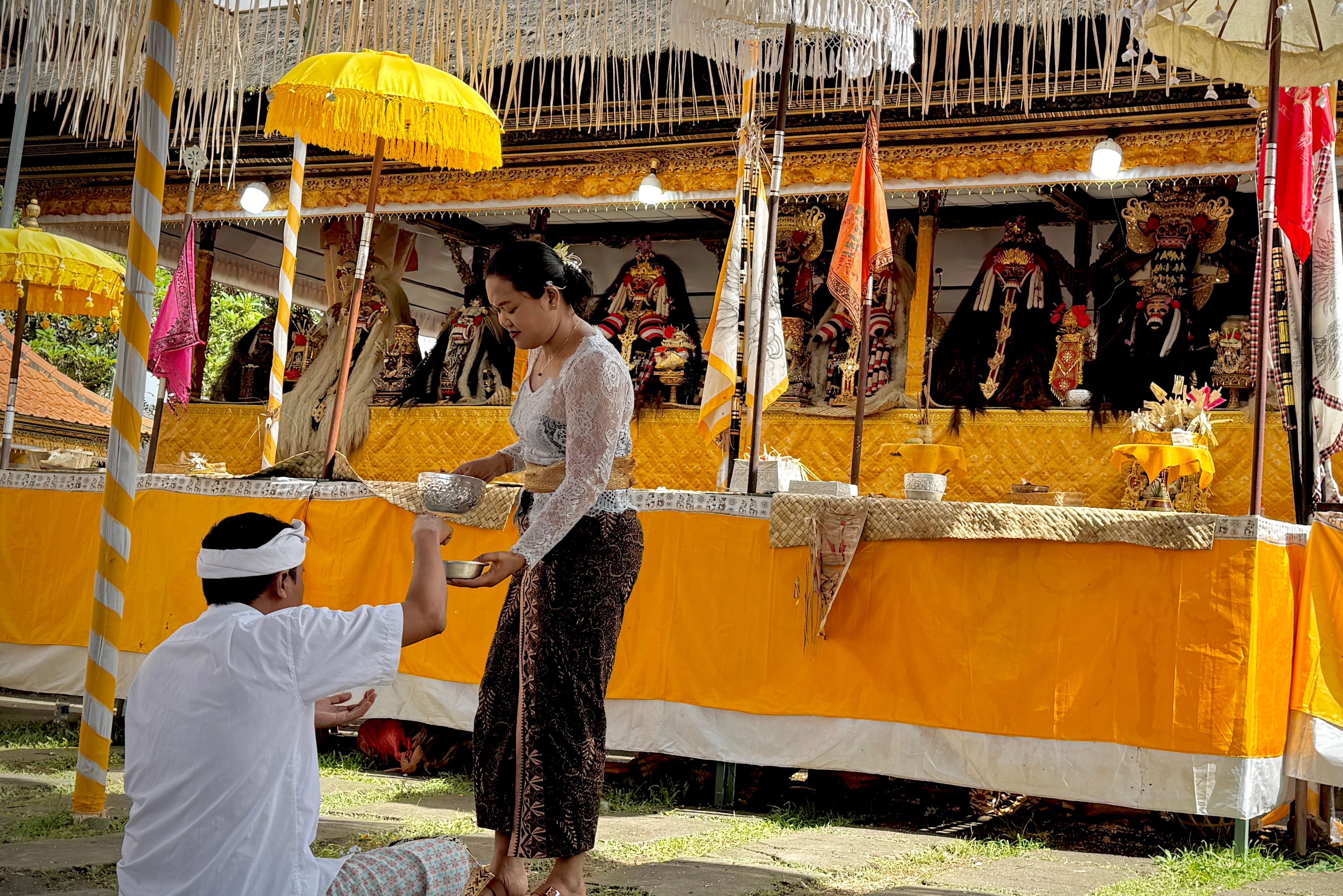 Ceremonie bij de tempel bij Pejeng op Bali in Indonesie