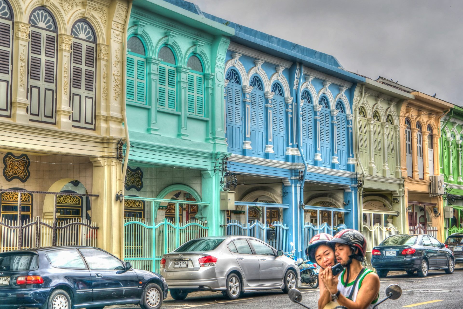 Gebouwen in Sino-Portugese stijl in Phuket Old Town in Thailand