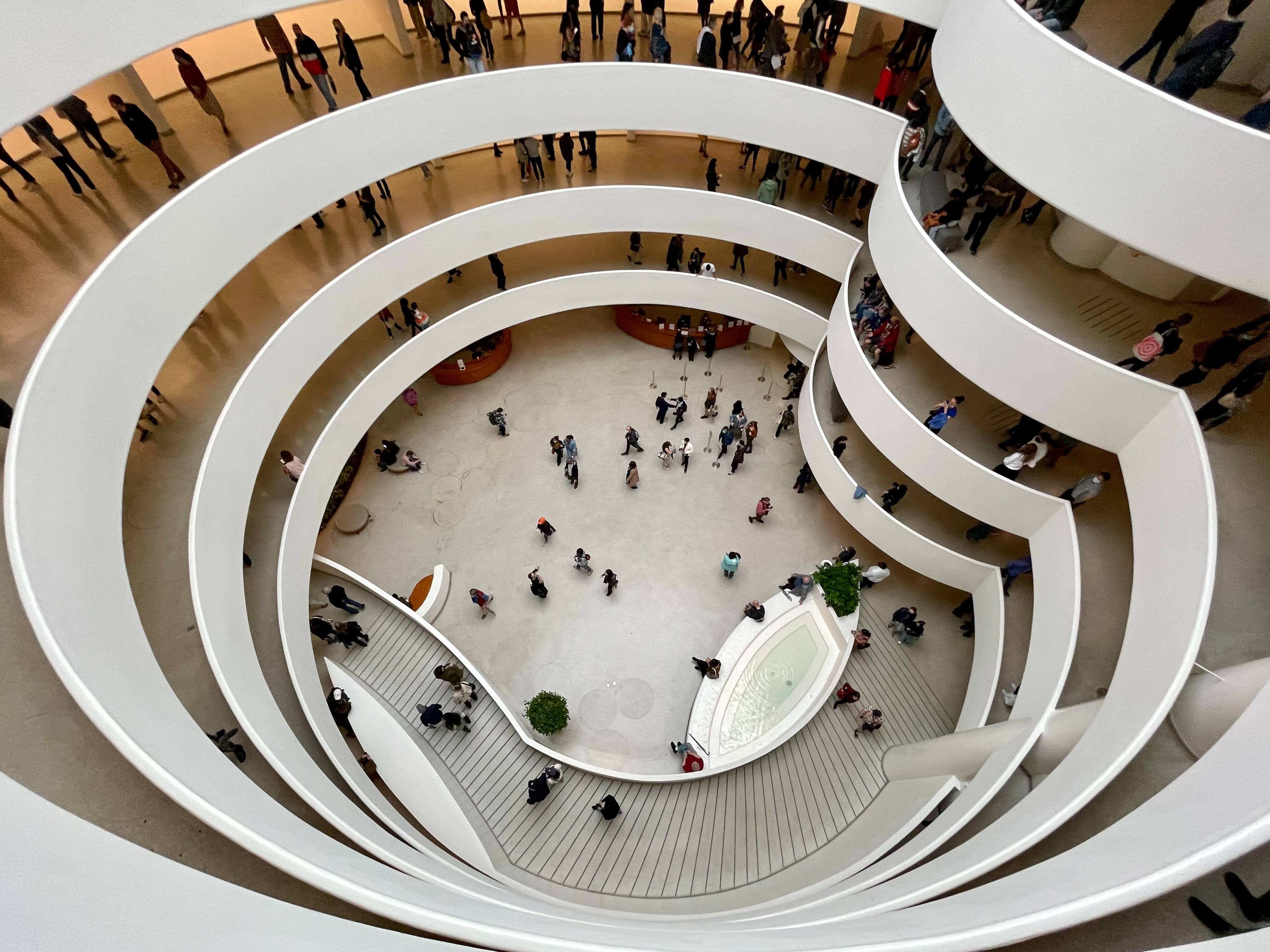Het ronde Guggenheim museum in New York