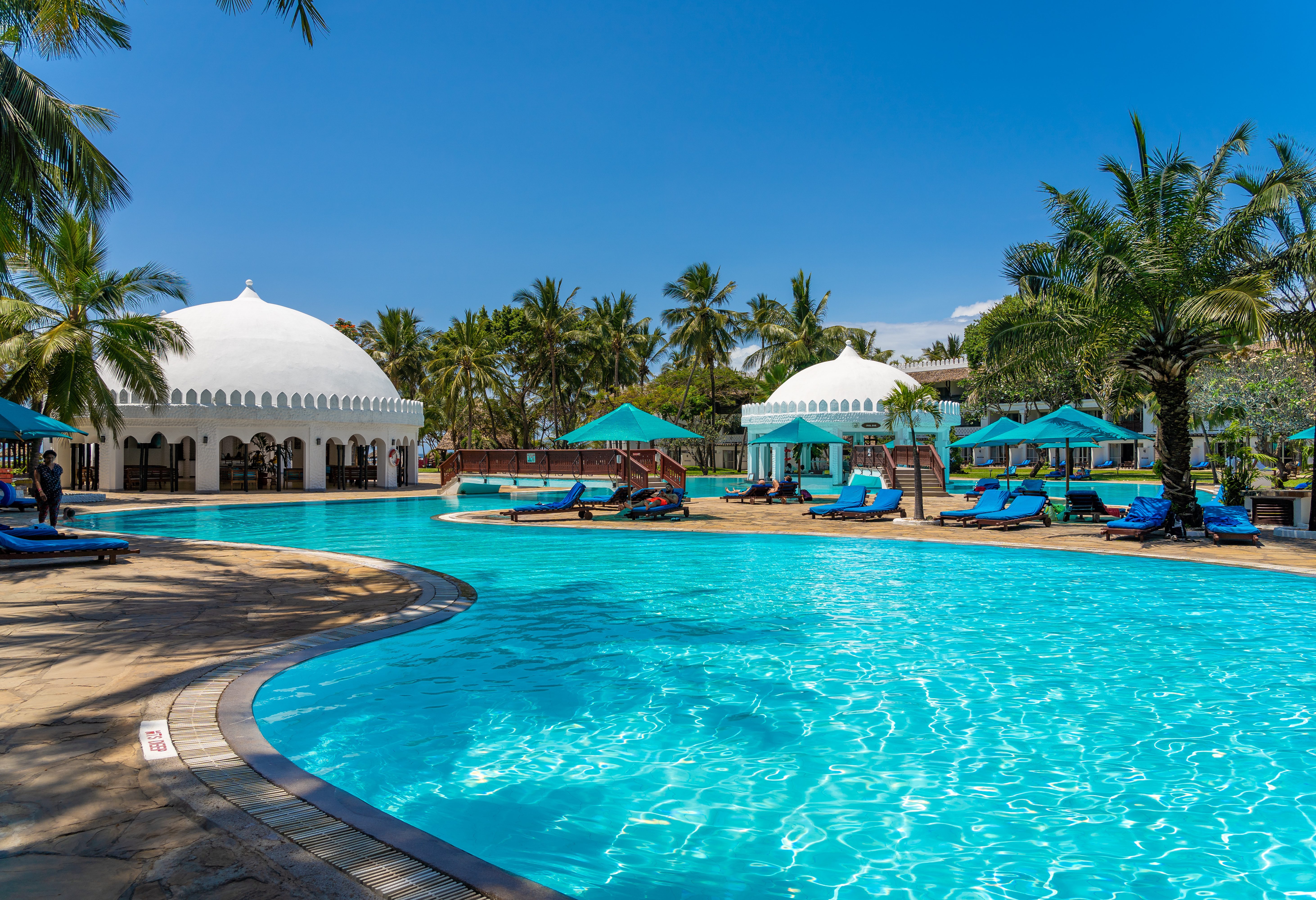 Southern Palms Beach Resort