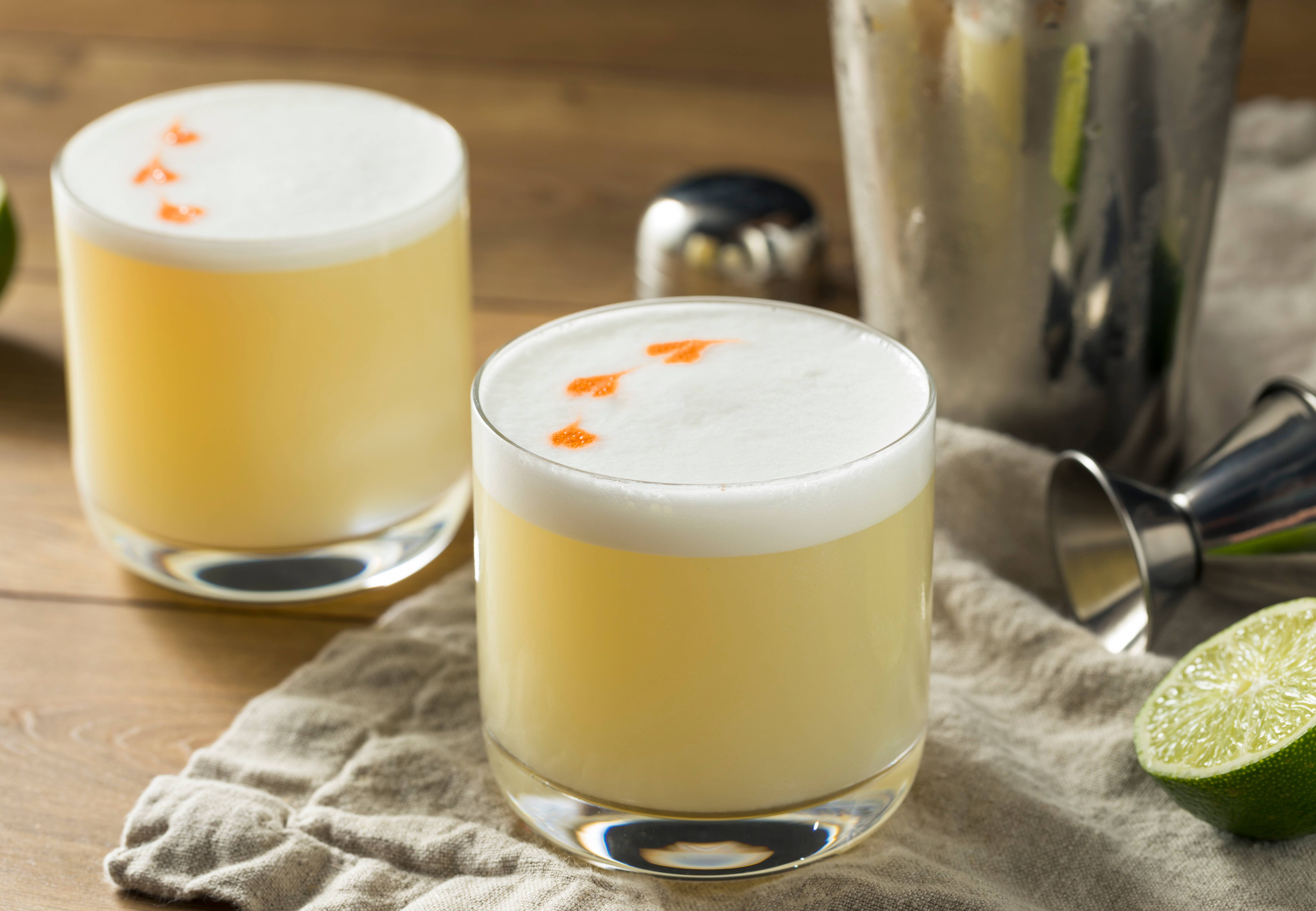 Pisco sour cocktail Peru