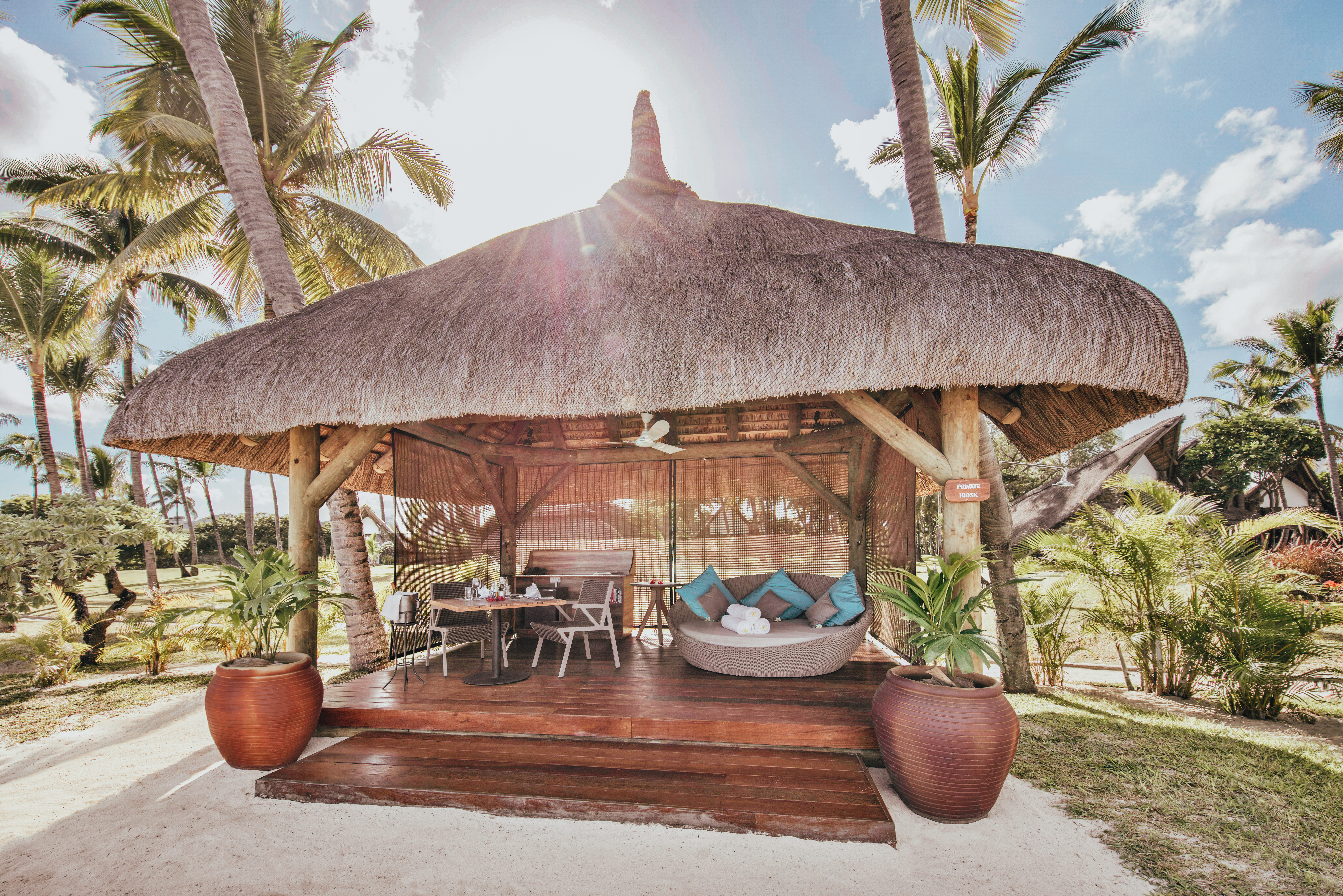 Mauritius Flic en Flac La Pirogue Beach Cabana