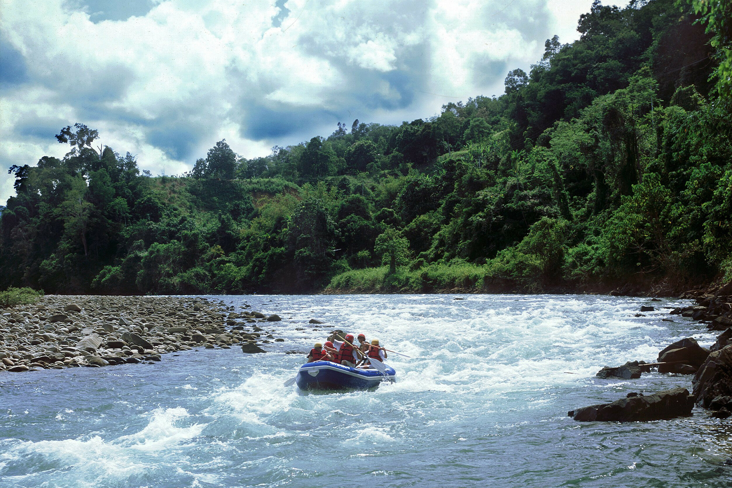 Maleisie Sabah Kiulu Water Rafting