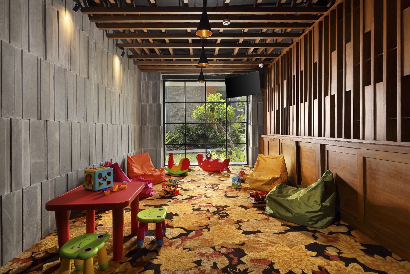 Pupa kleuterspeelruimte in het Bali Dynasty Resort in Kuta Tuban op Bali