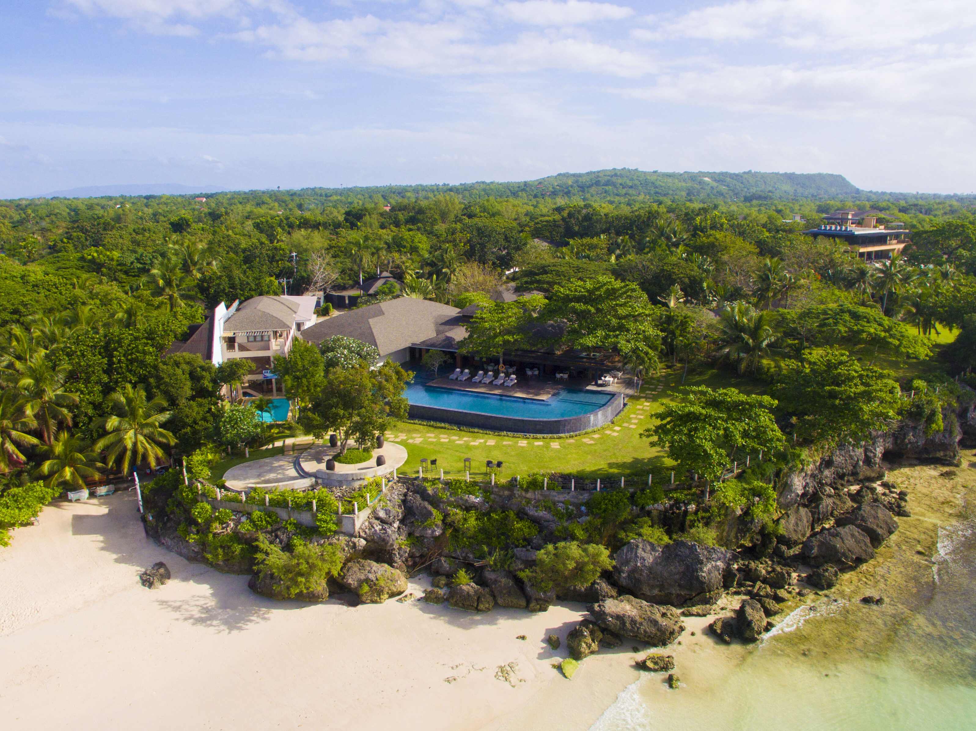 Filipijnen-Bohol-Panglao-Amorita-Resort-strand-zwembad-landschap