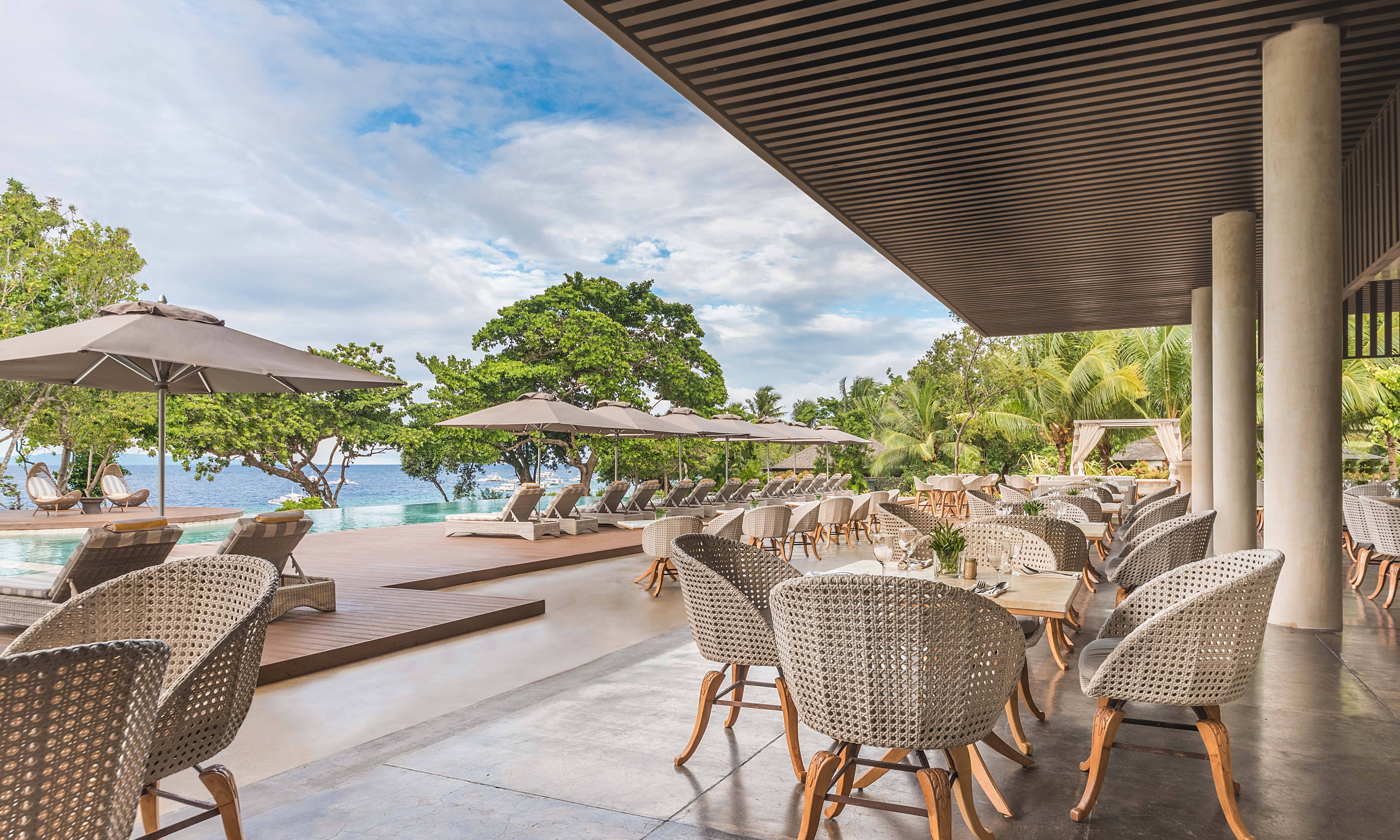 Filipijnen-Bohol-Panglao-Amorita-Resort-Saffron-restaurant-terras