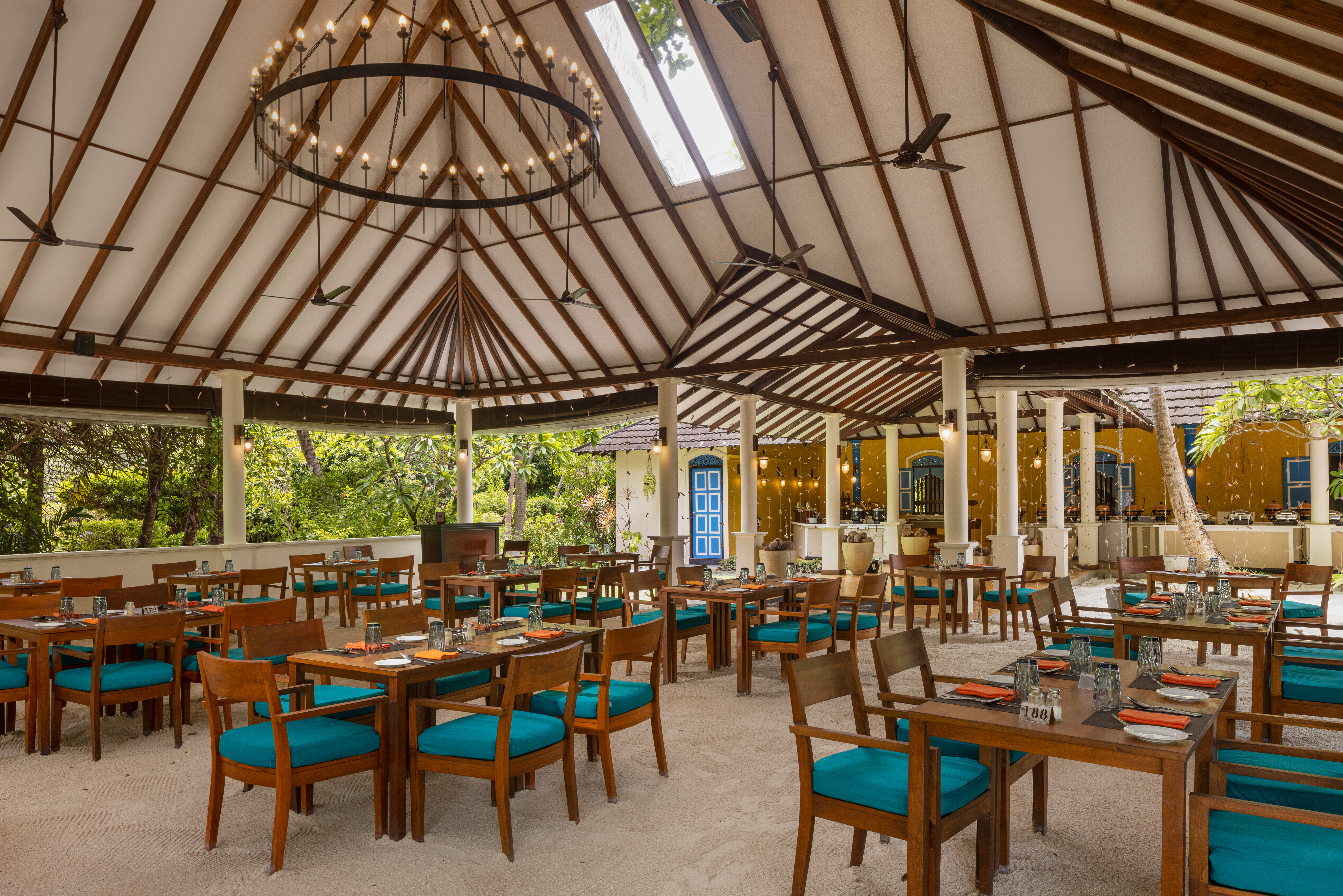 Malediven Adaaran Select Meedhupparu Restaurant