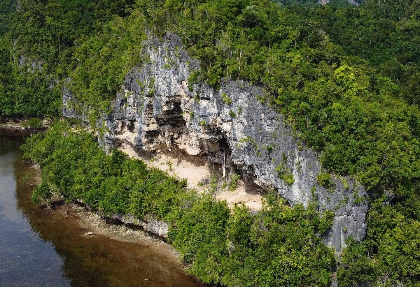Lamonok Point bij Anda