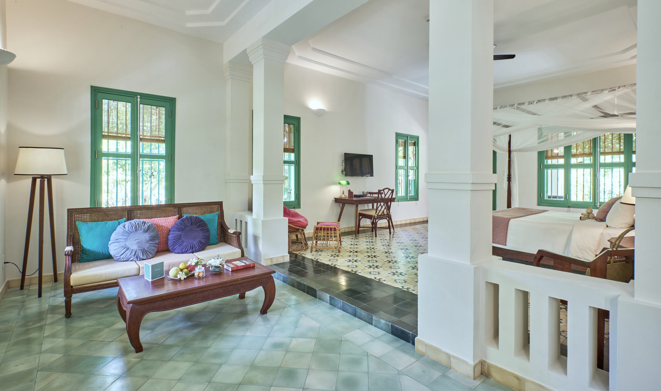 Ruime Colonial Suite van het Poulo Condor Boutique Resort op Con Dao in Vietnam