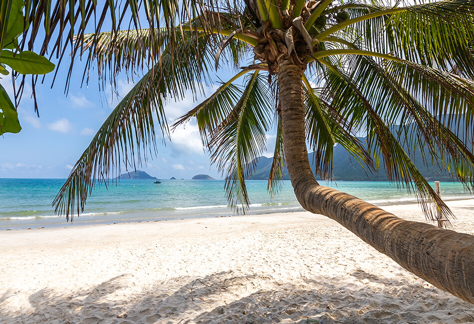 Het strand bij het Con Dao Resort in Con Dao in Vietnam